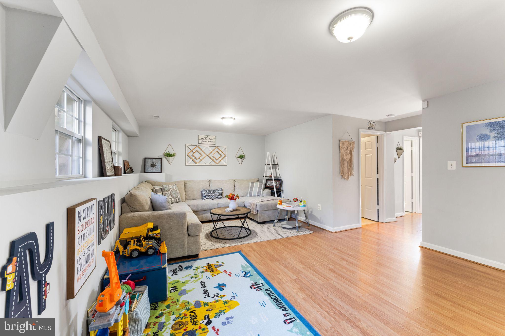 13557 Filly Ct