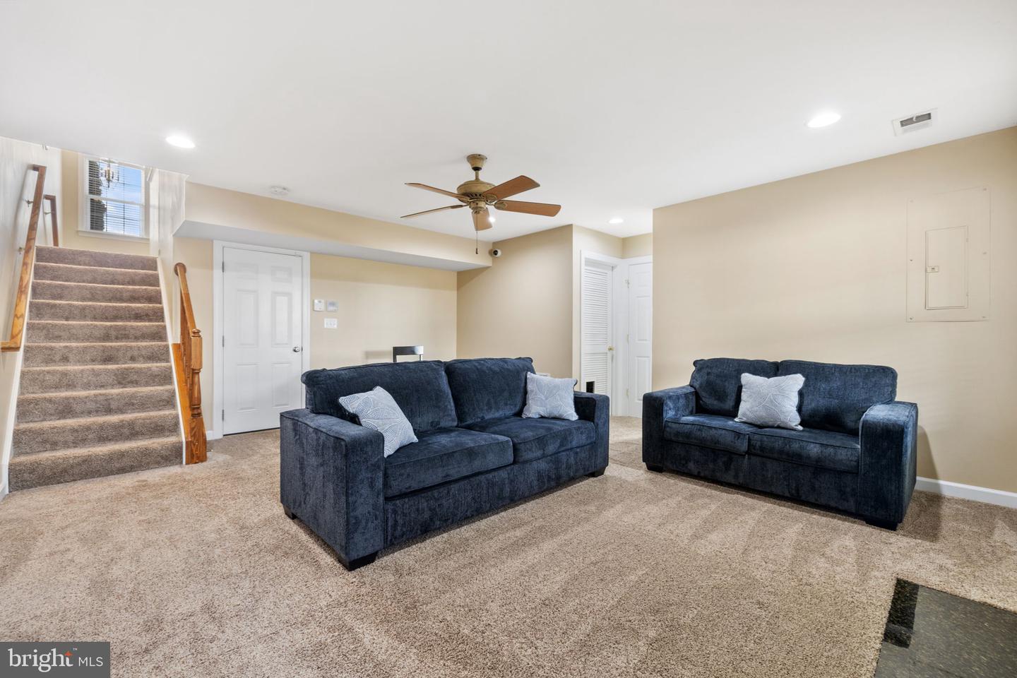 14804 Strayer Ln