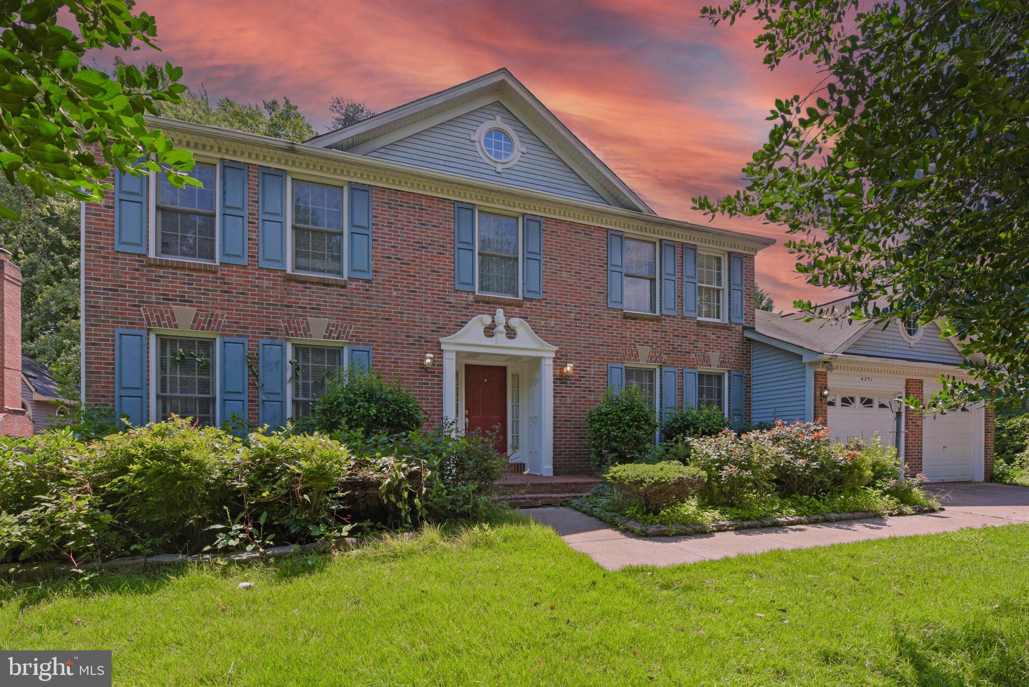 4251 Moot Dr