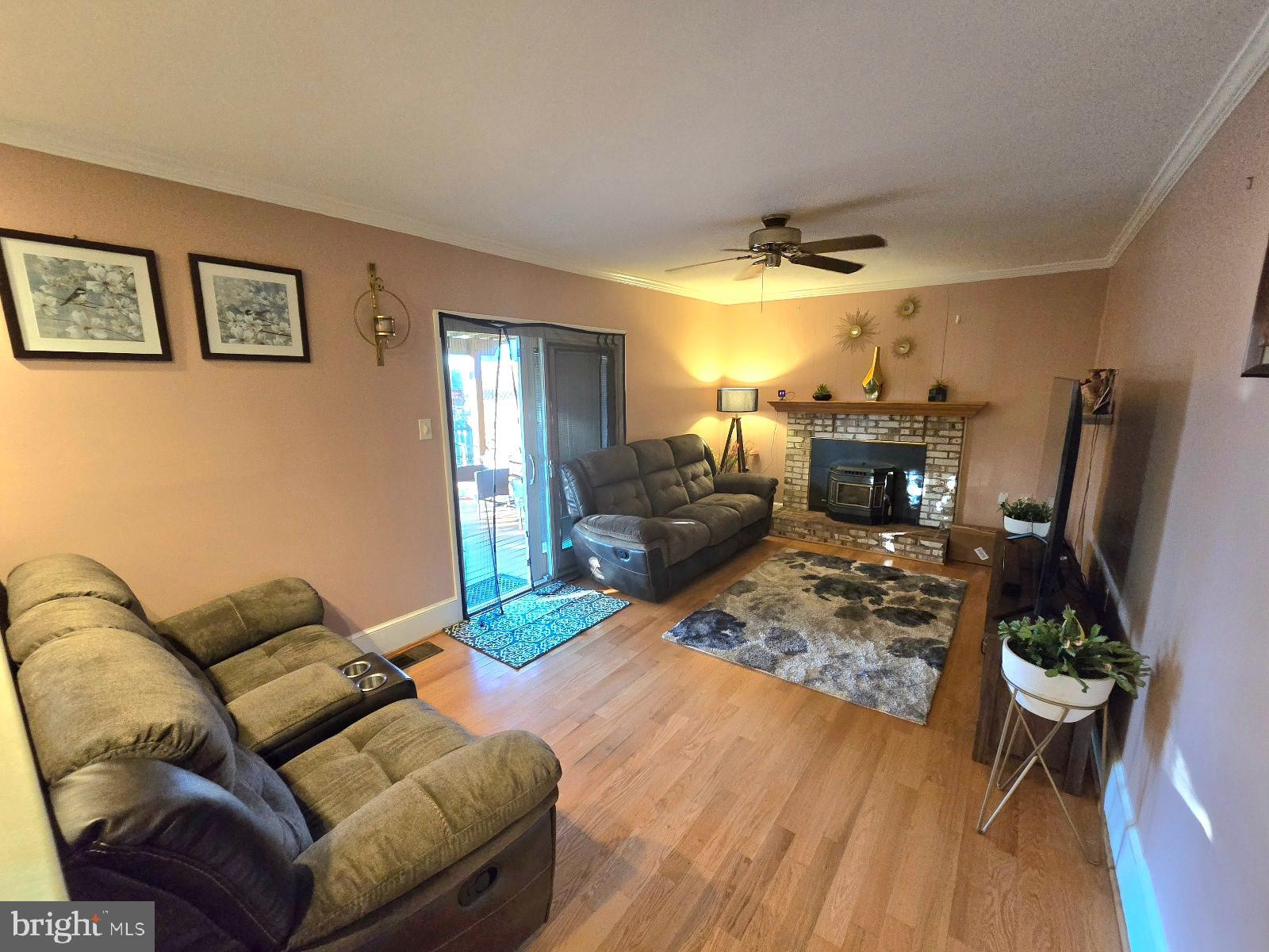 11862 Catoctin Dr