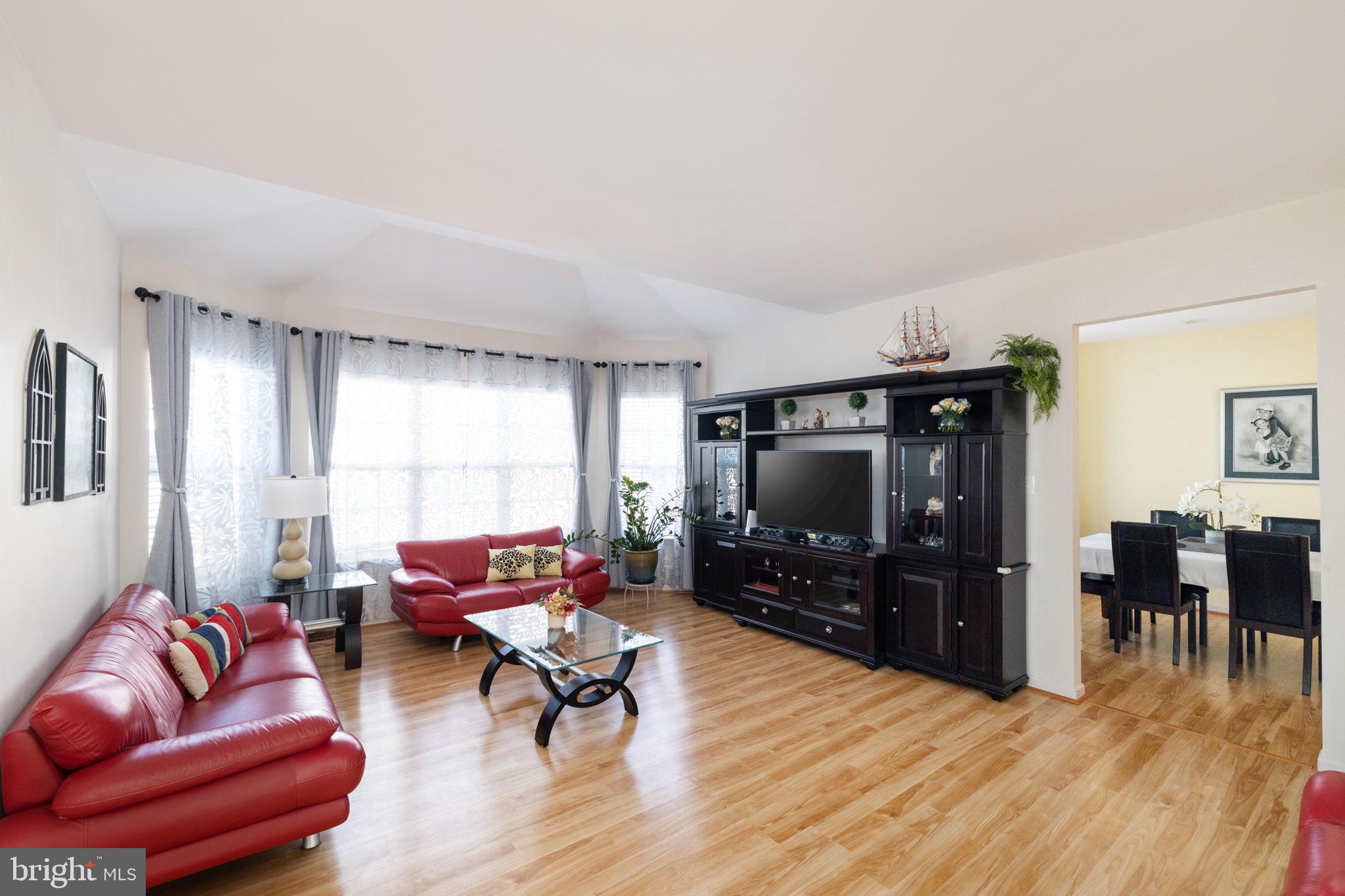 8847 Morrisania Mews