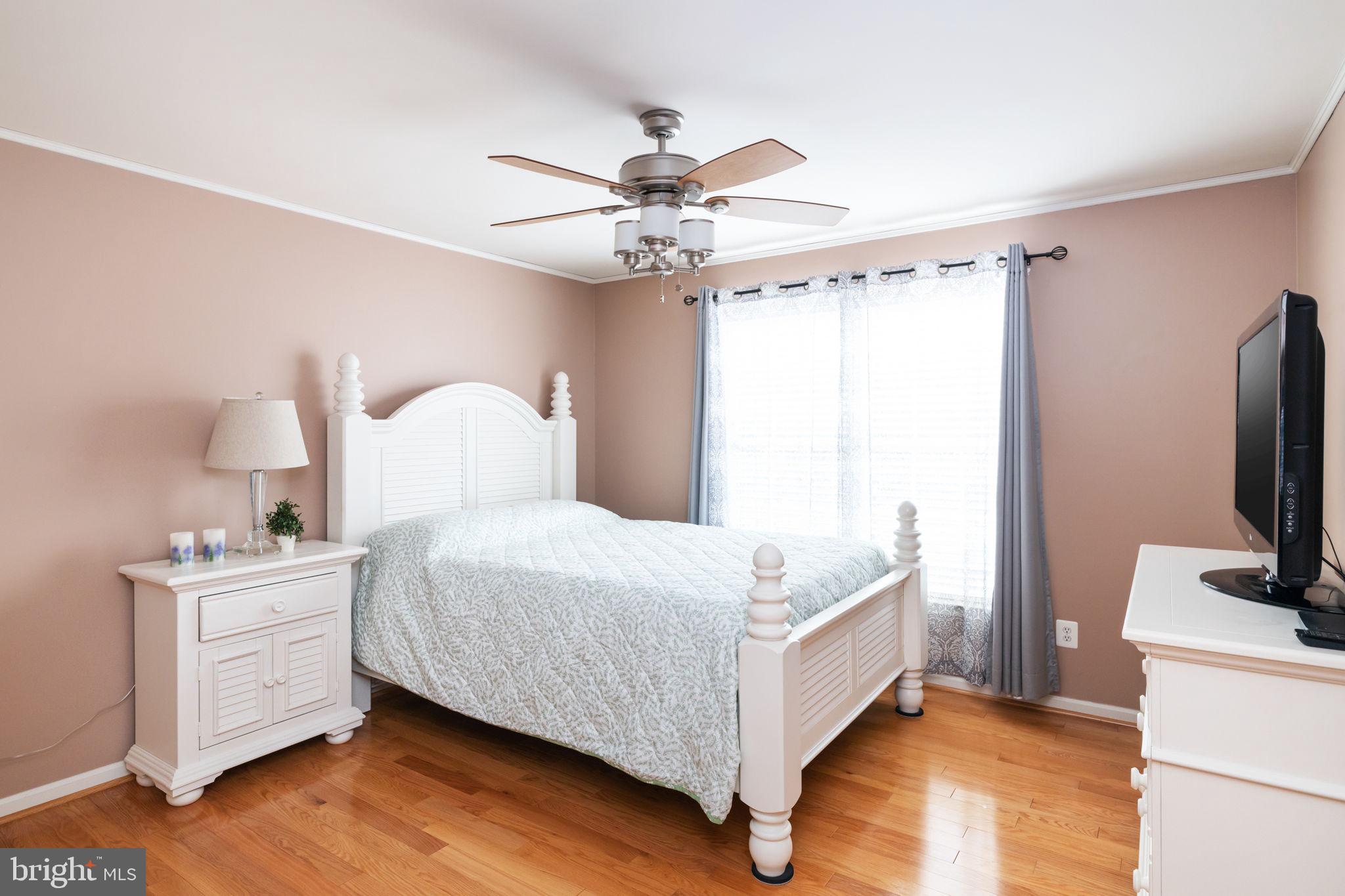 8847 Morrisania Mews