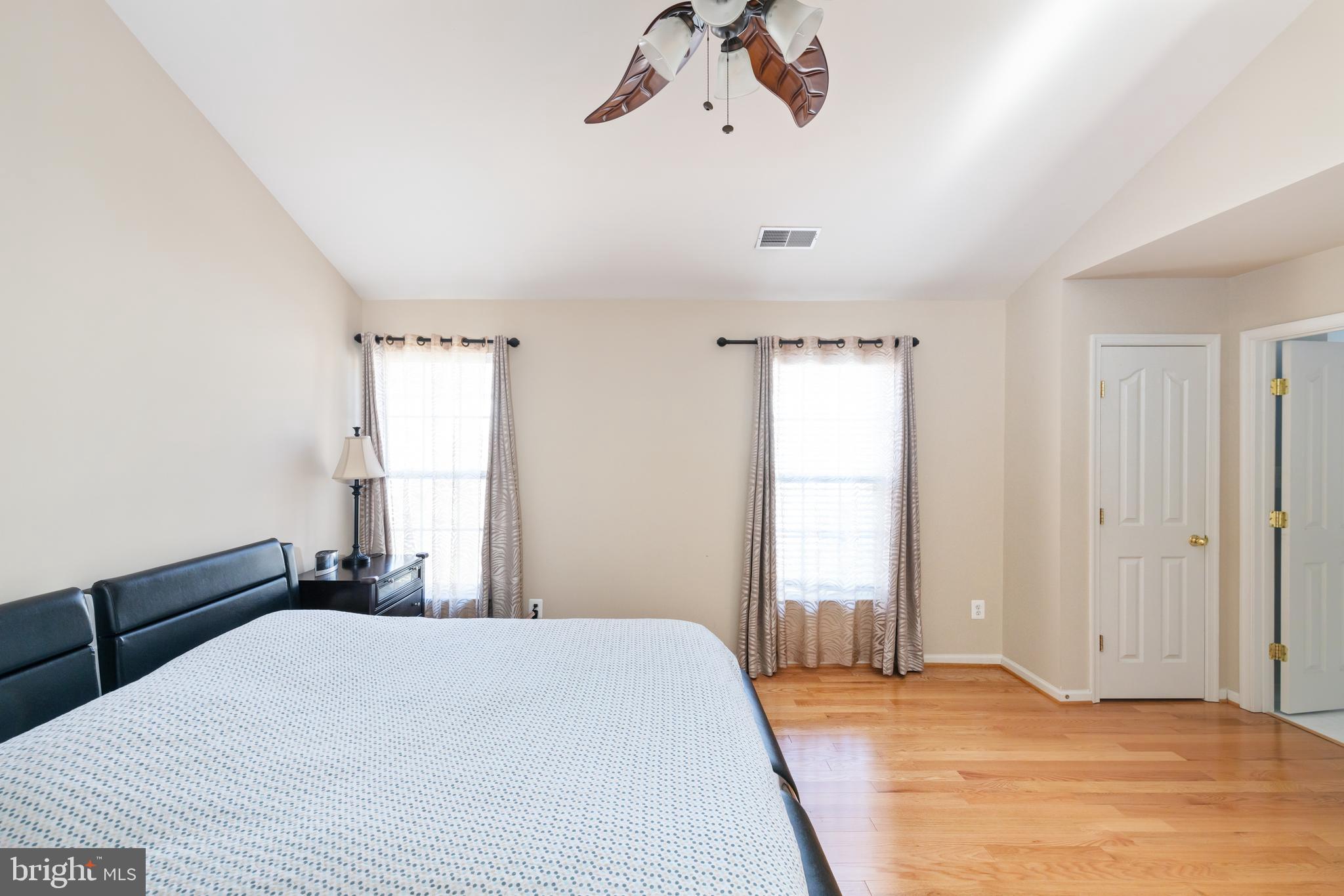 8847 Morrisania Mews