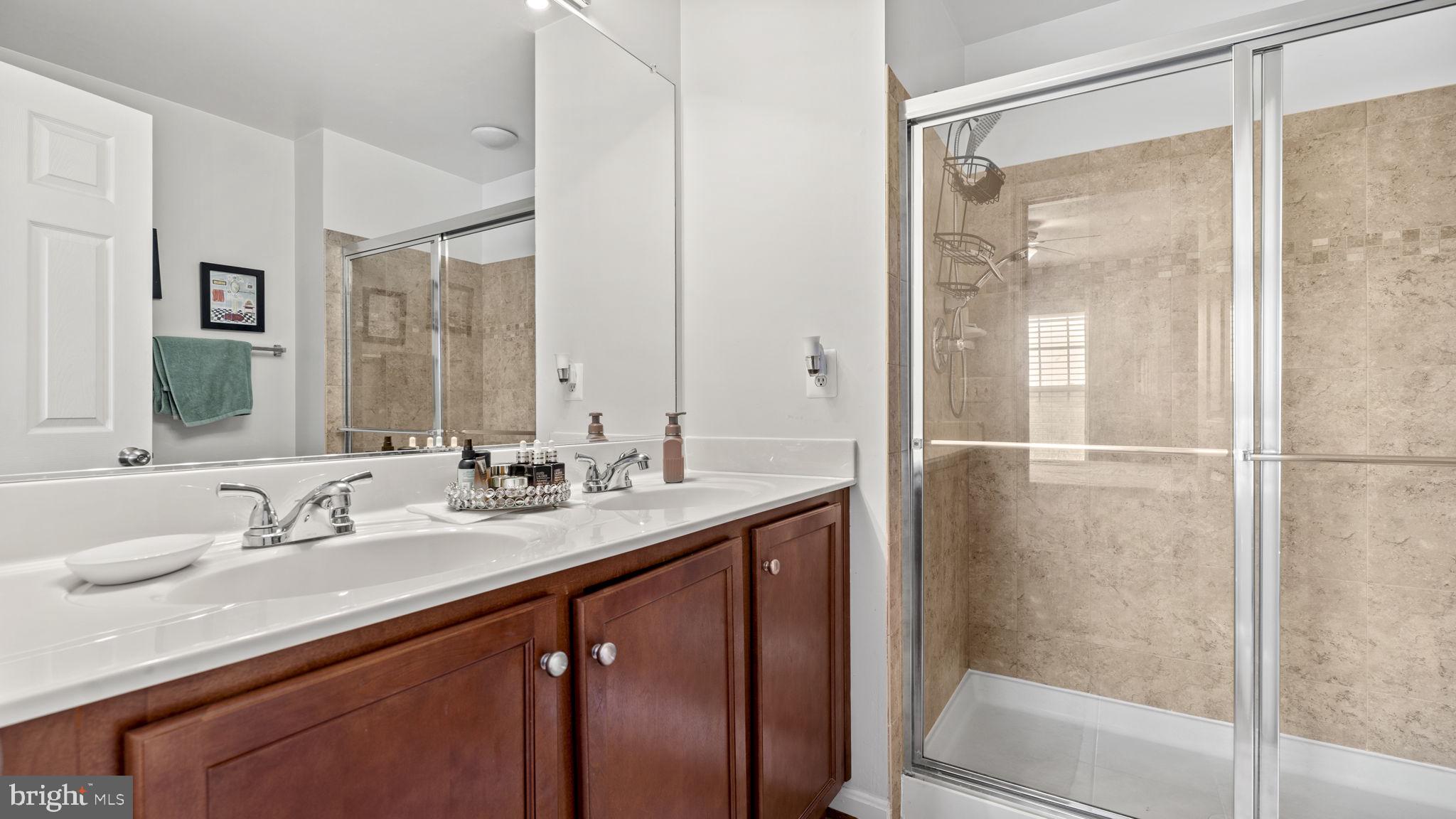 15645 John Diskin Cir