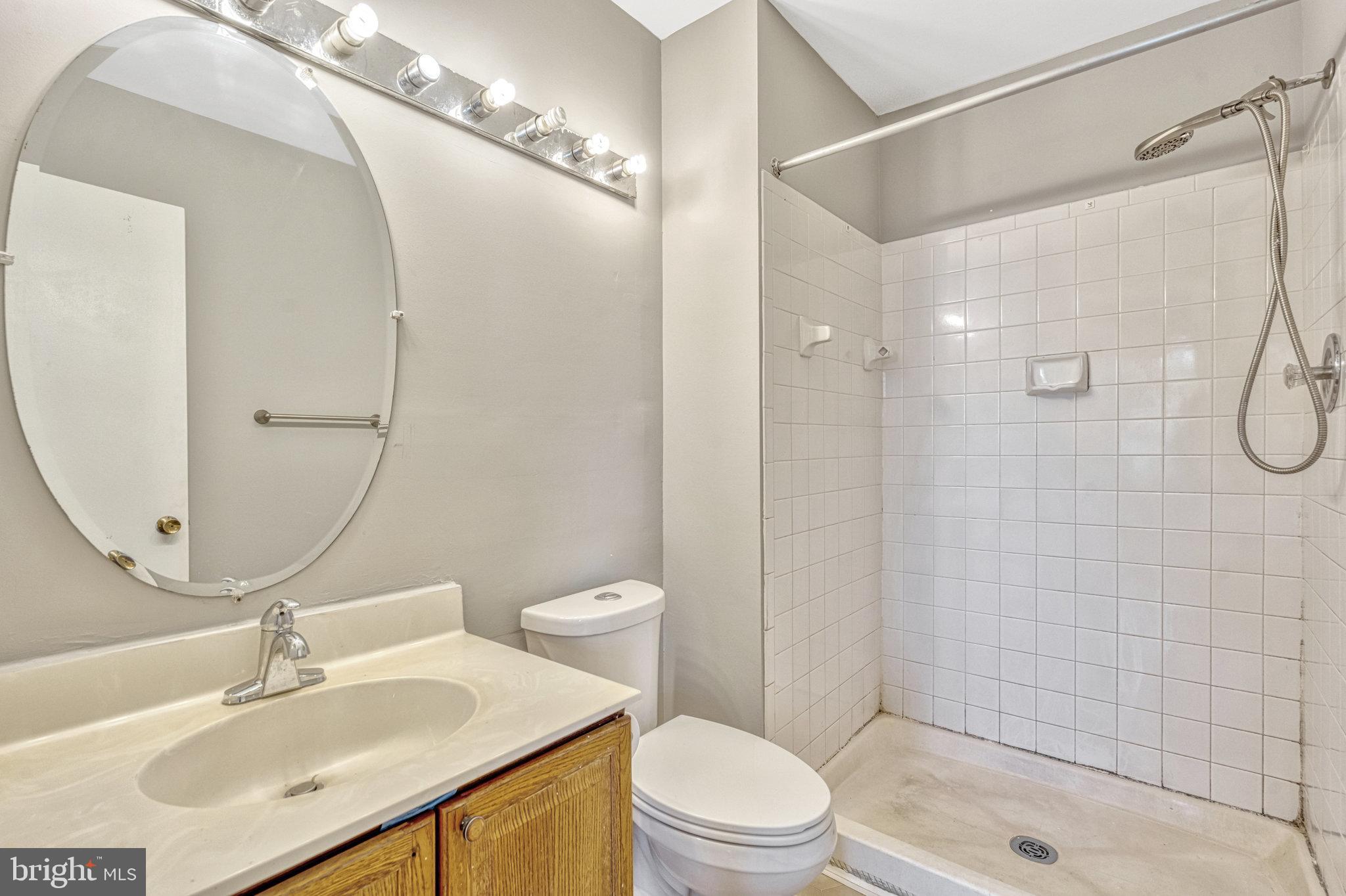10266 BROOKSTONE CT
