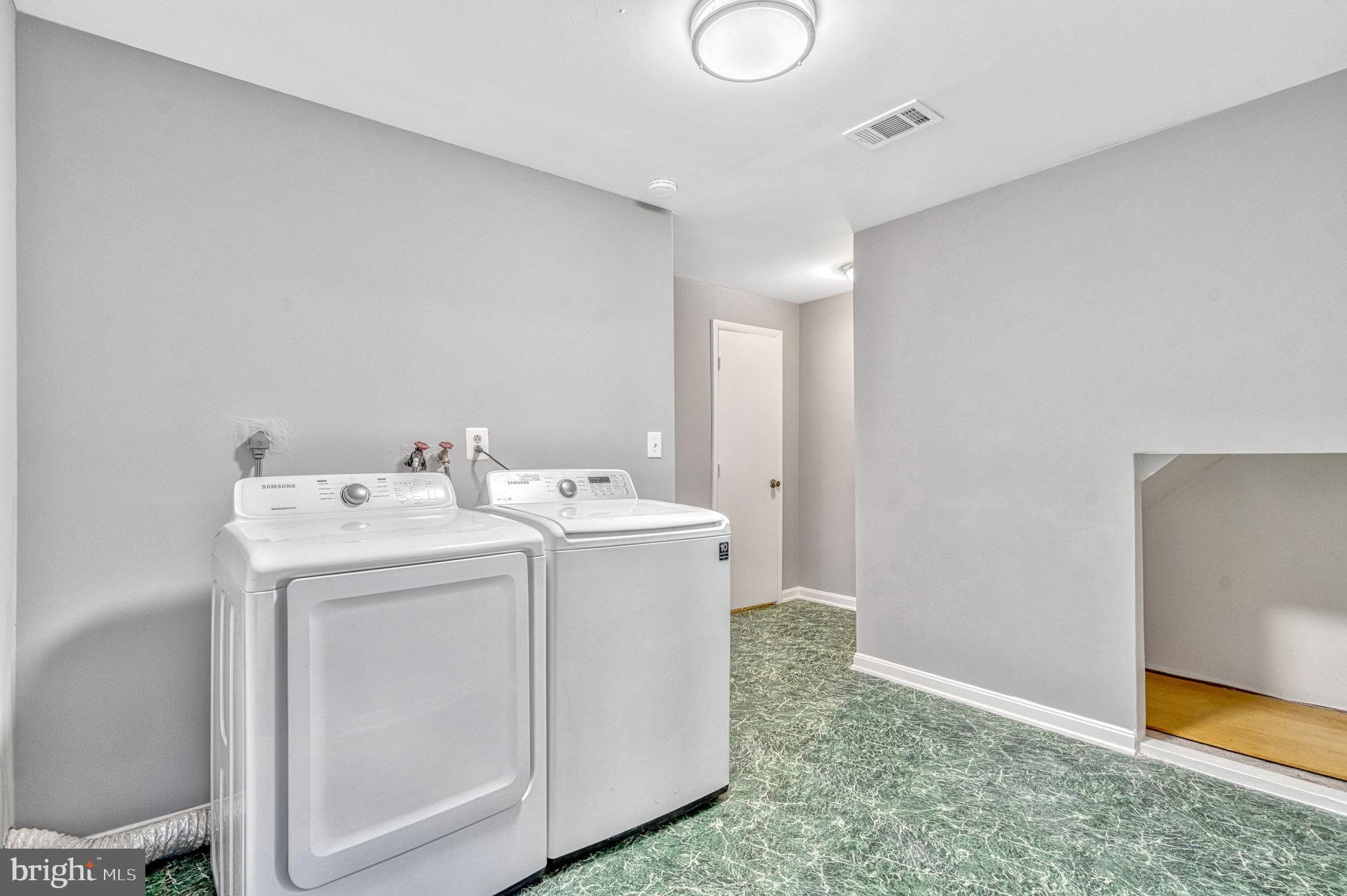 10266 BROOKSTONE CT