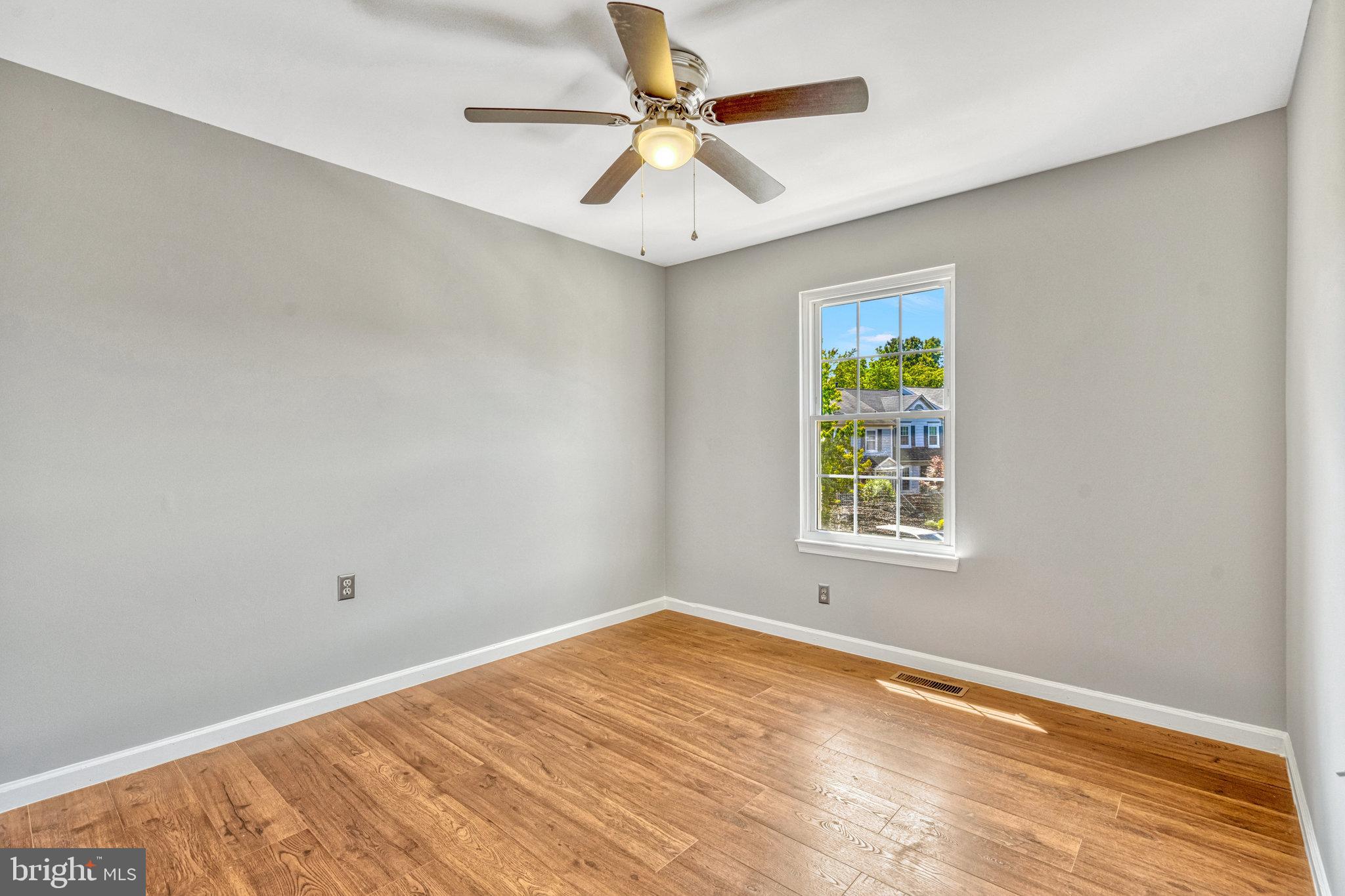 10266 BROOKSTONE CT