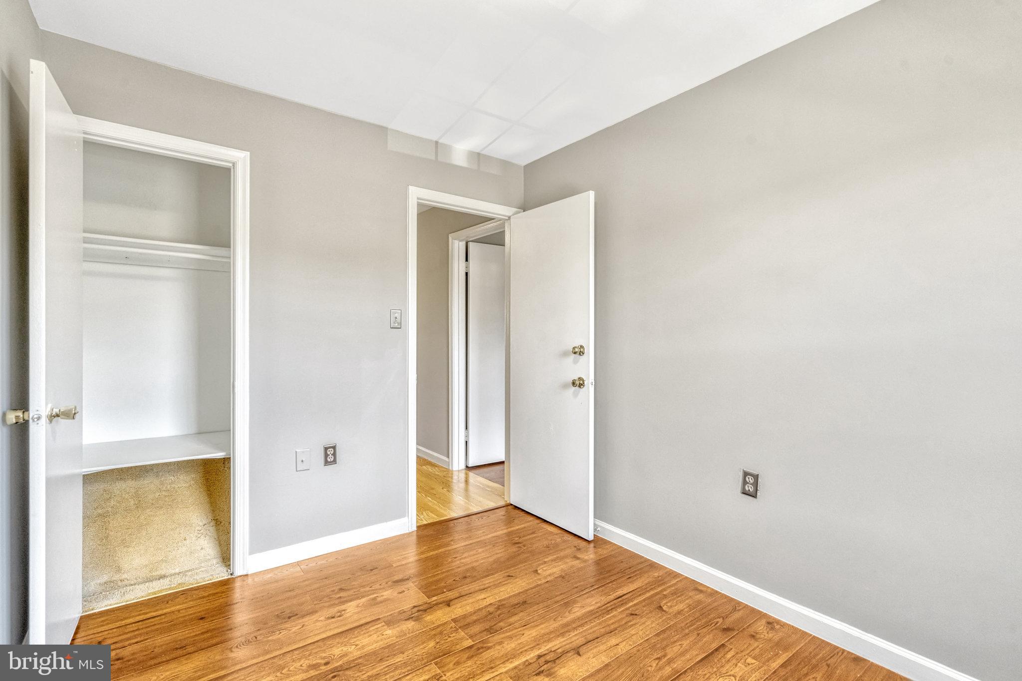 10266 BROOKSTONE CT
