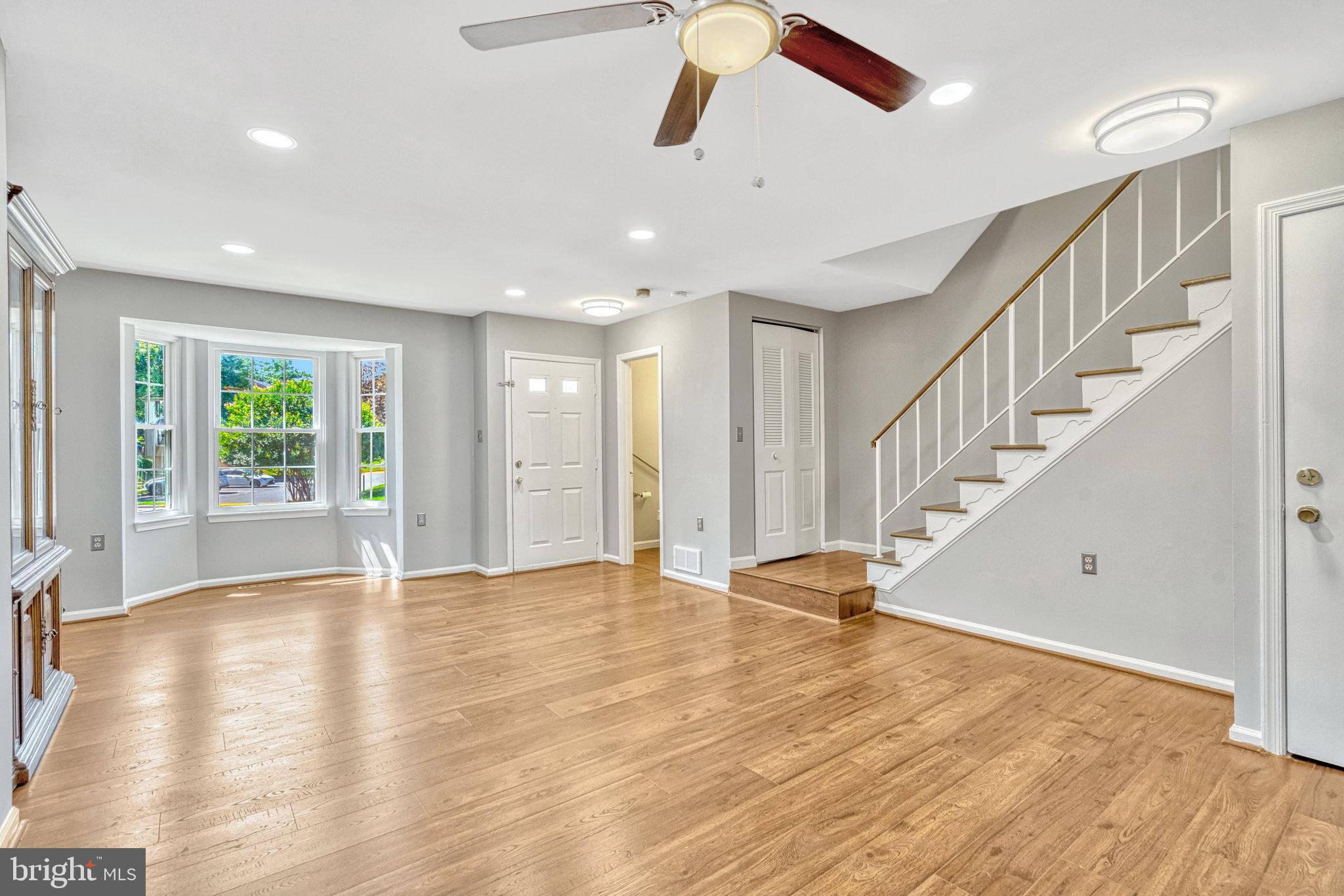10266 BROOKSTONE CT