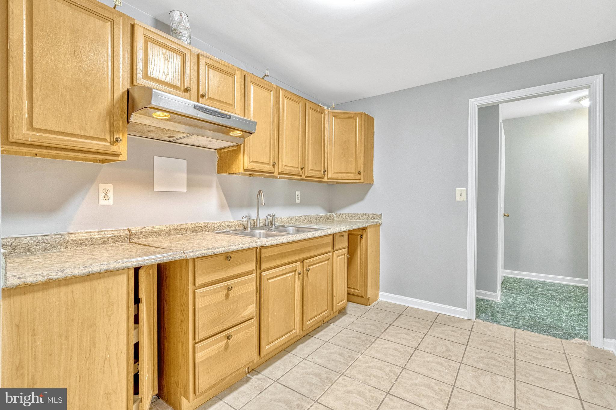 10266 BROOKSTONE CT