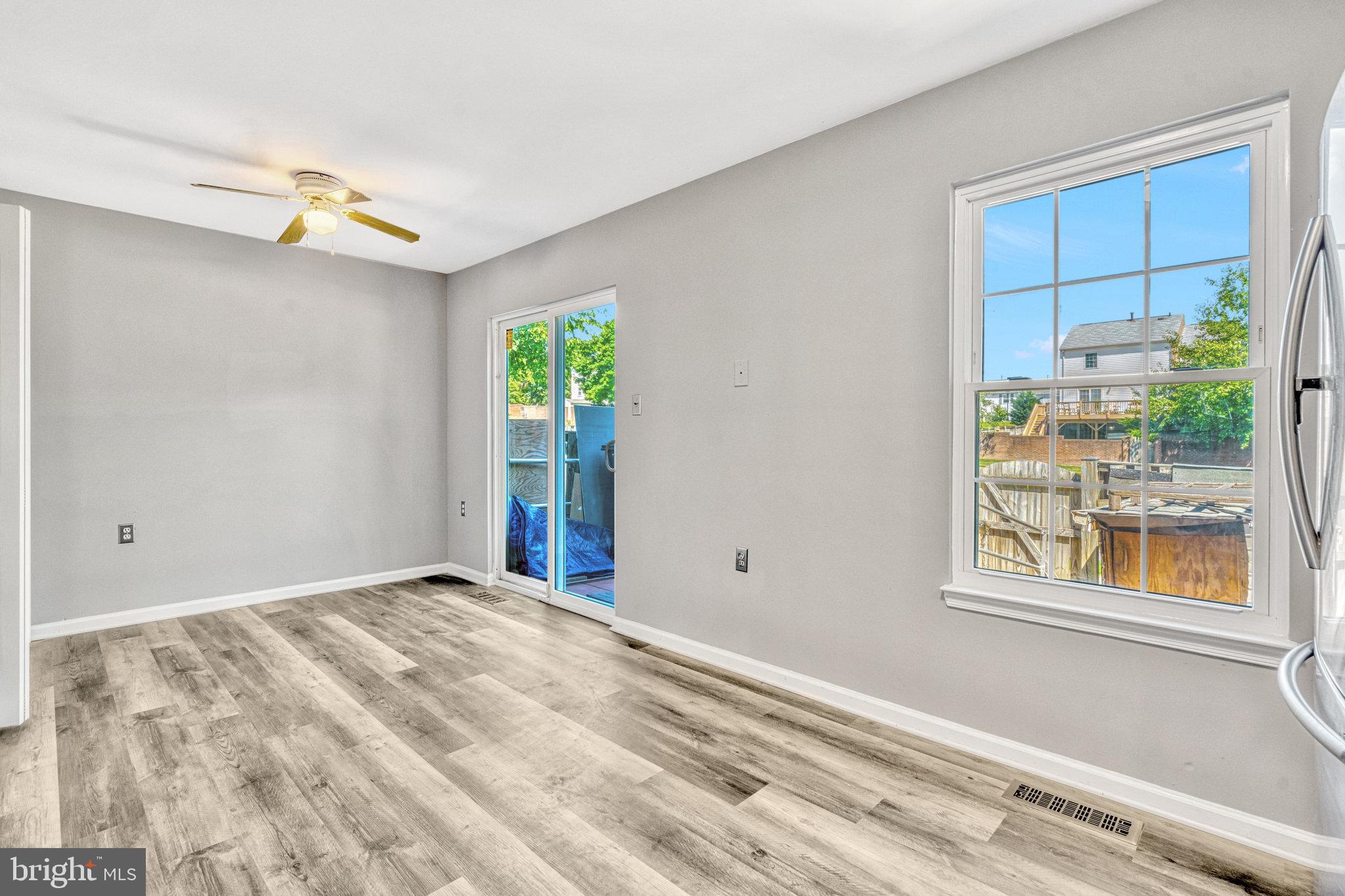10266 BROOKSTONE CT
