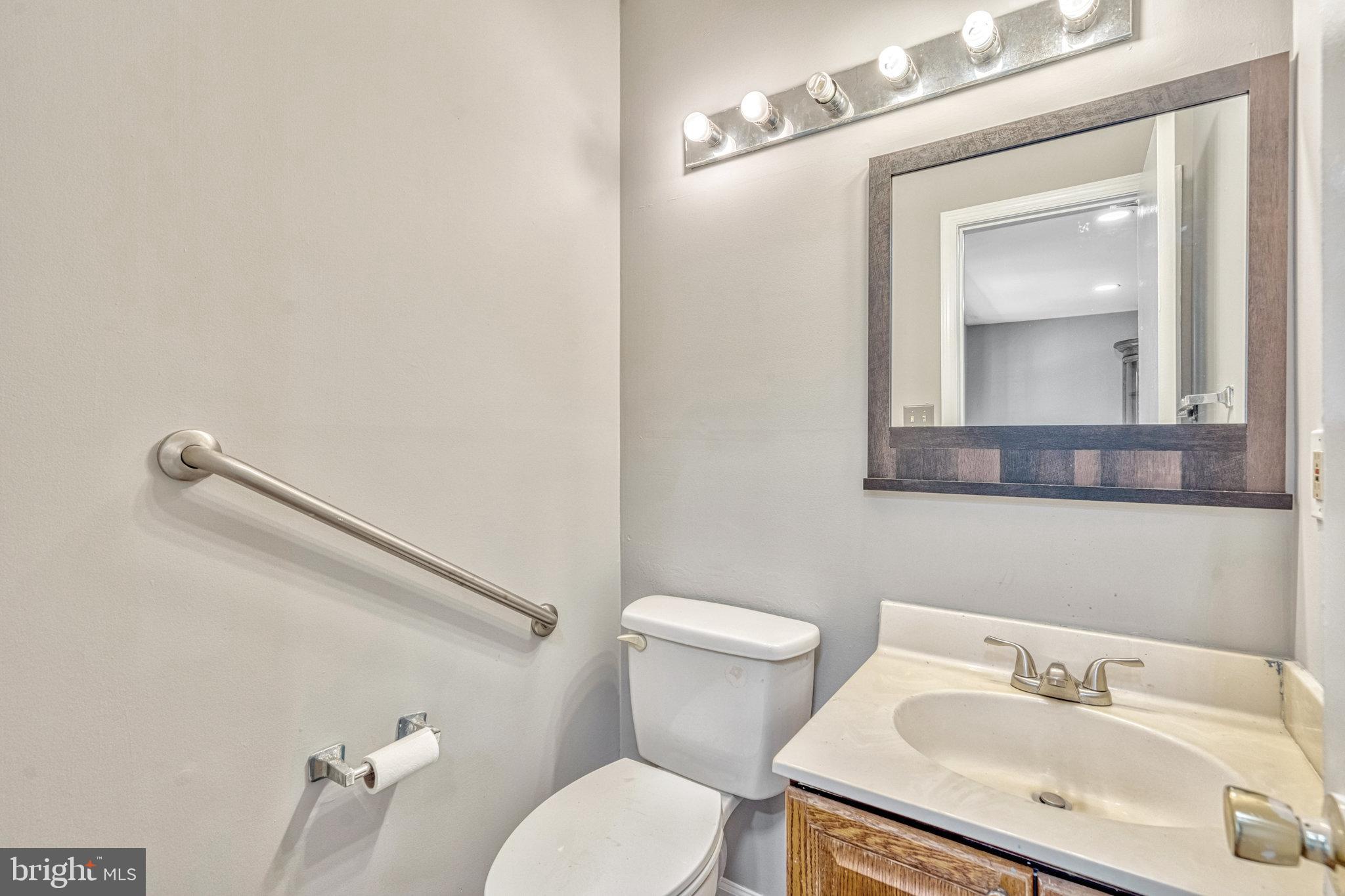 10266 BROOKSTONE CT