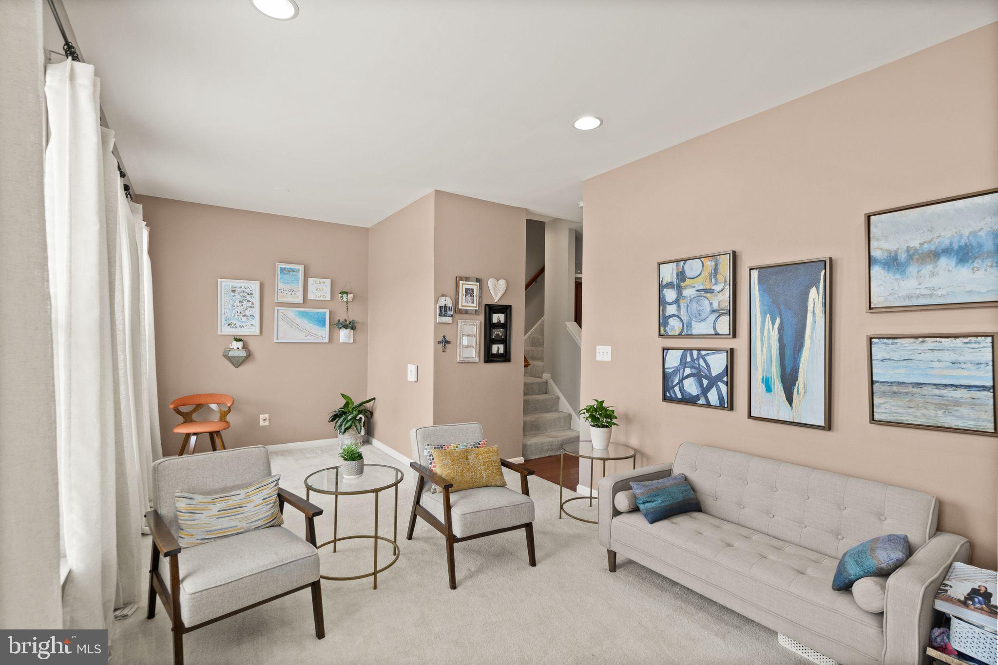 9093 Ribbon Falls Loop