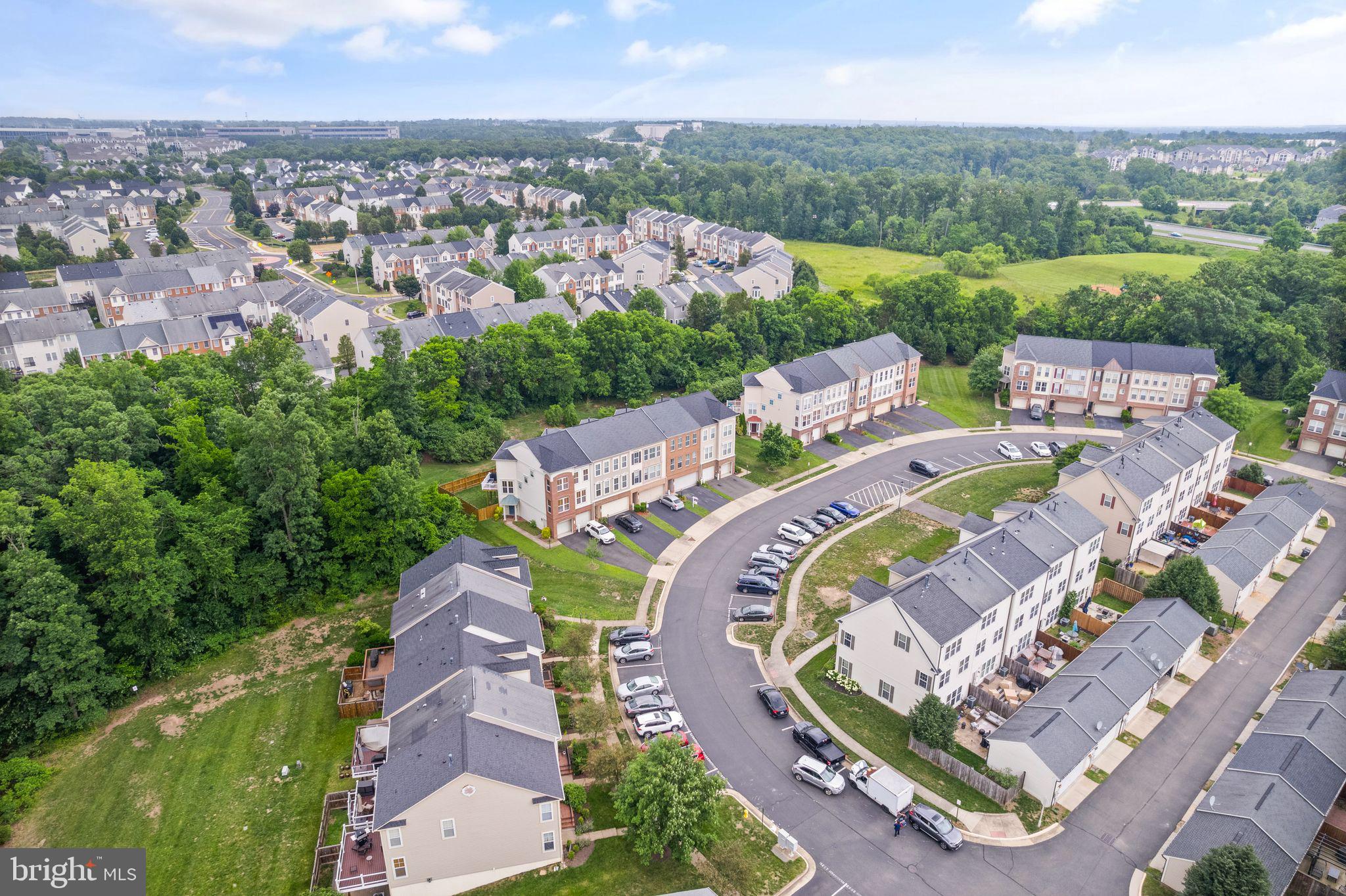 9093 Ribbon Falls Loop