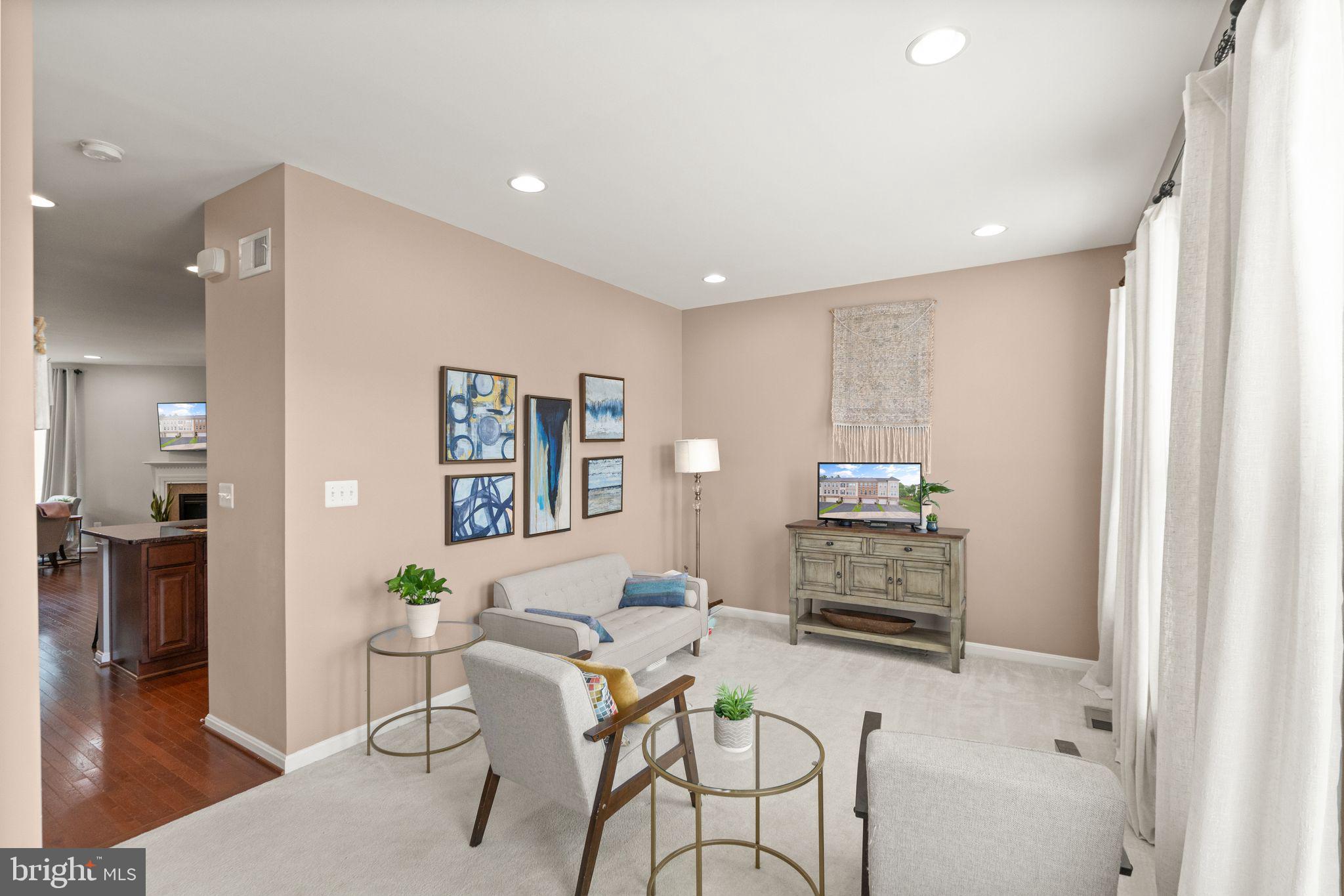 9093 Ribbon Falls Loop