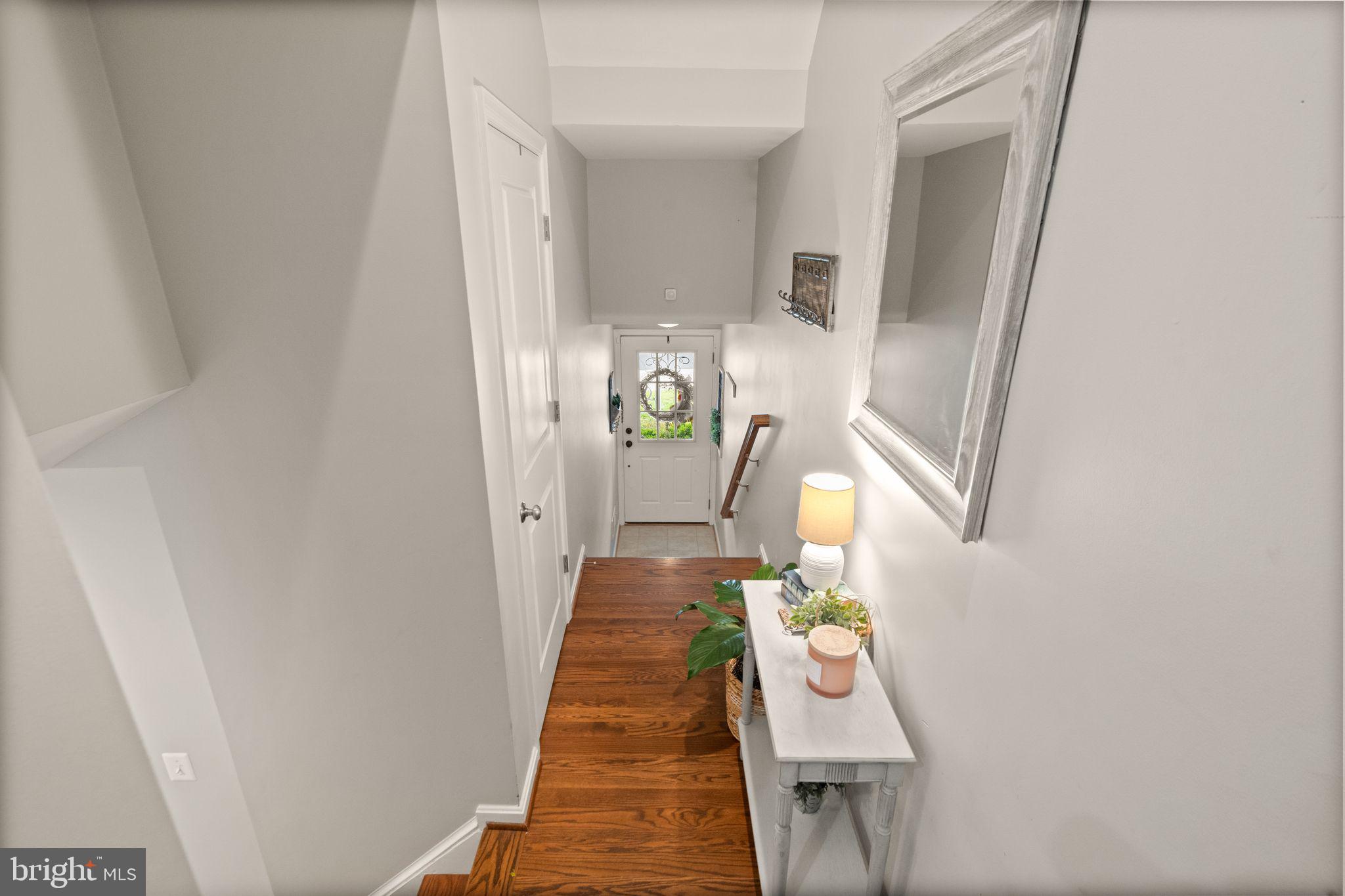 9093 Ribbon Falls Loop