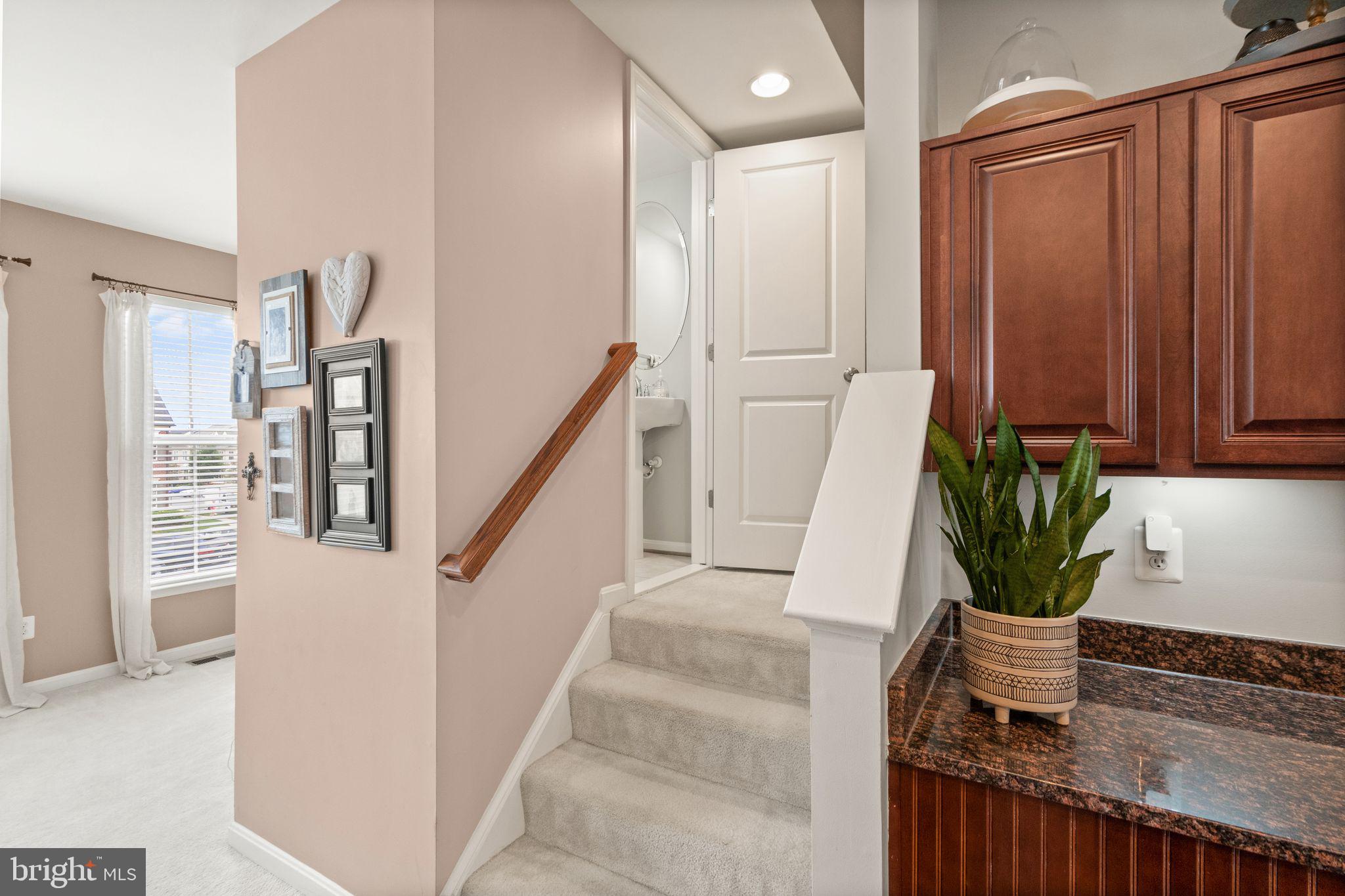 9093 Ribbon Falls Loop