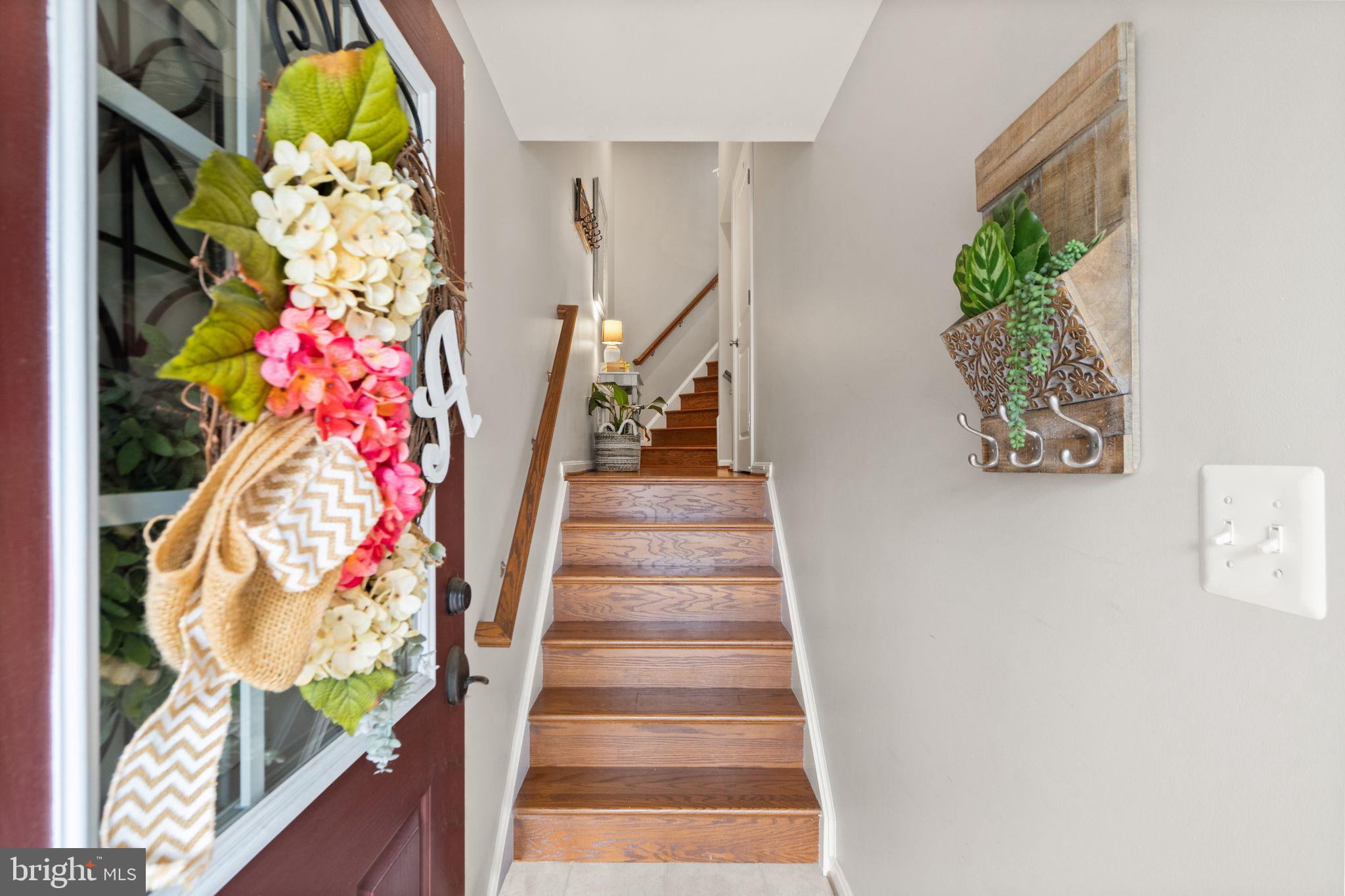 9093 Ribbon Falls Loop