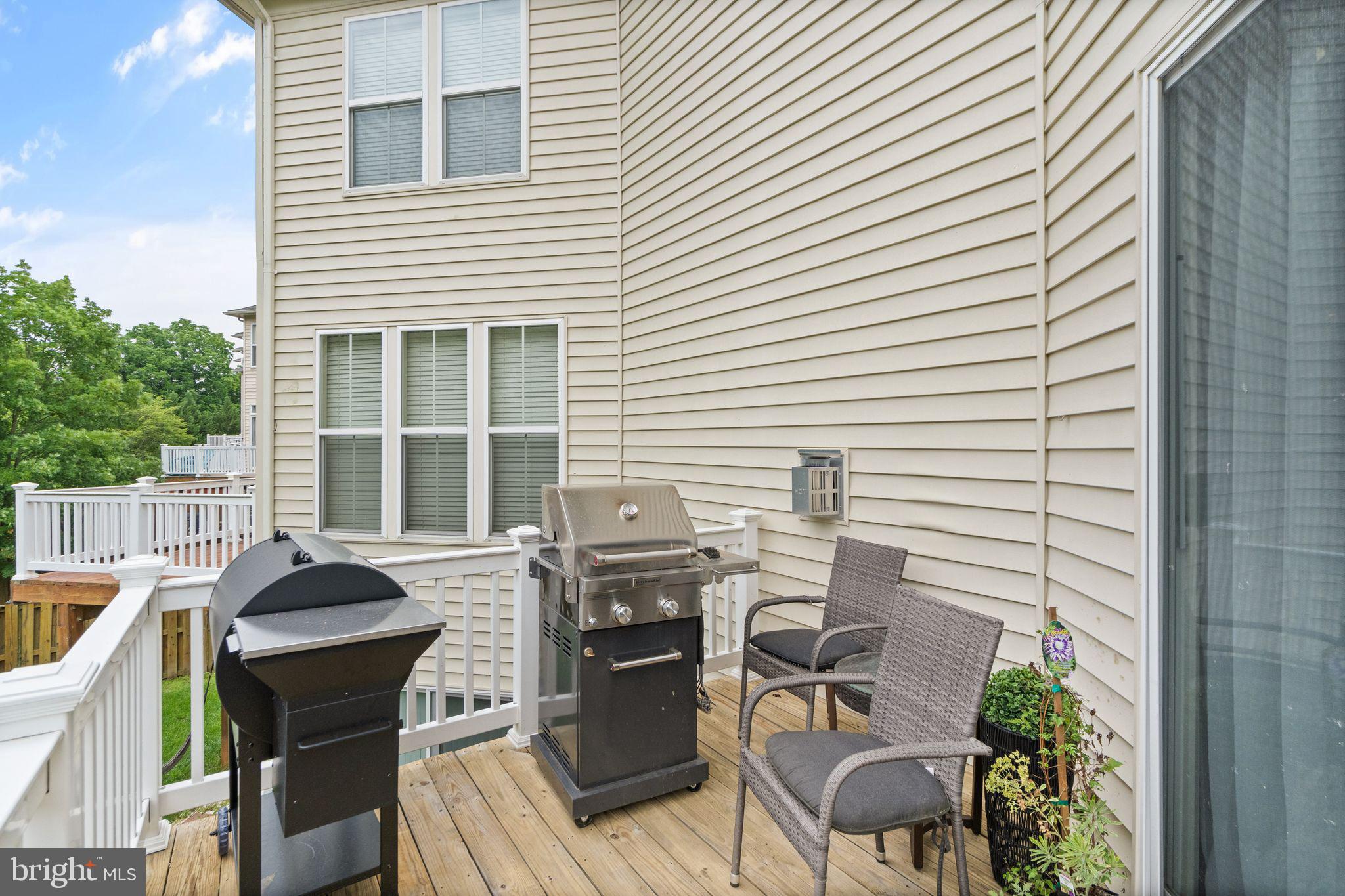 9093 Ribbon Falls Loop