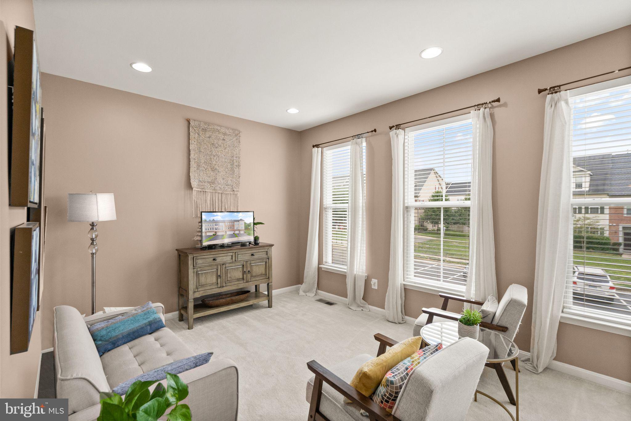 9093 Ribbon Falls Loop