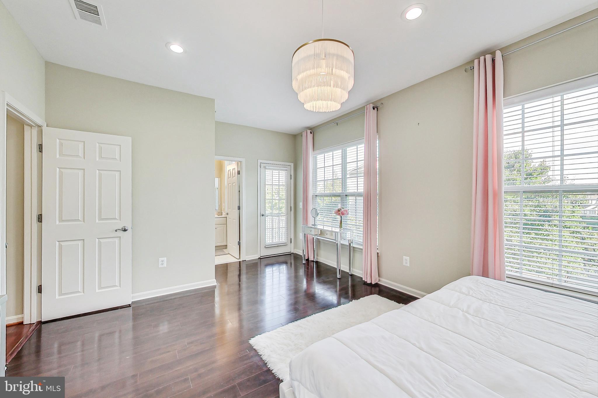 13816 Breezy Ridge Way #201