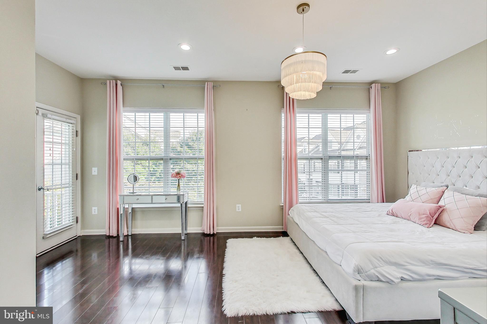 13816 Breezy Ridge Way #201