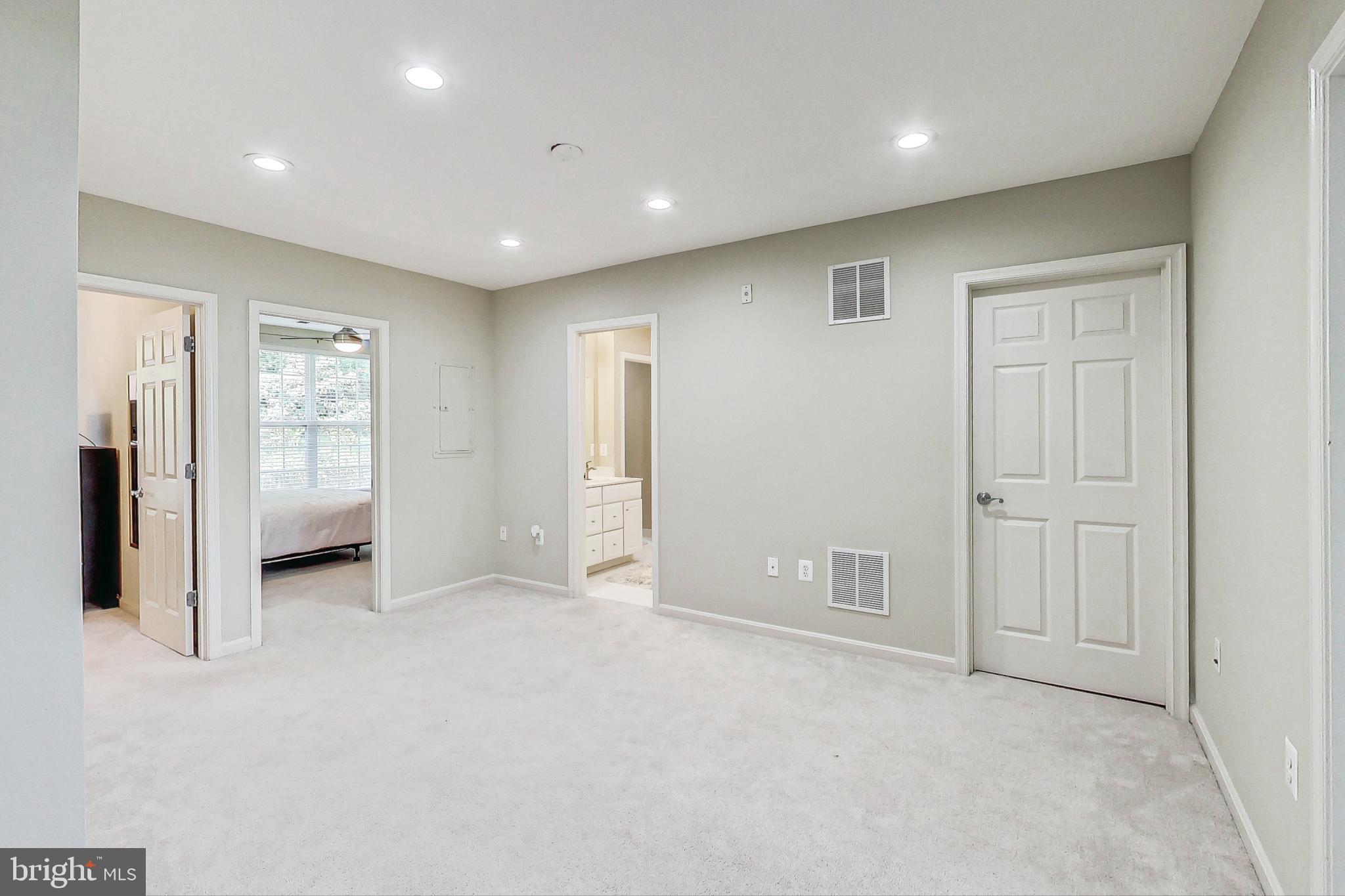 13816 Breezy Ridge Way #201