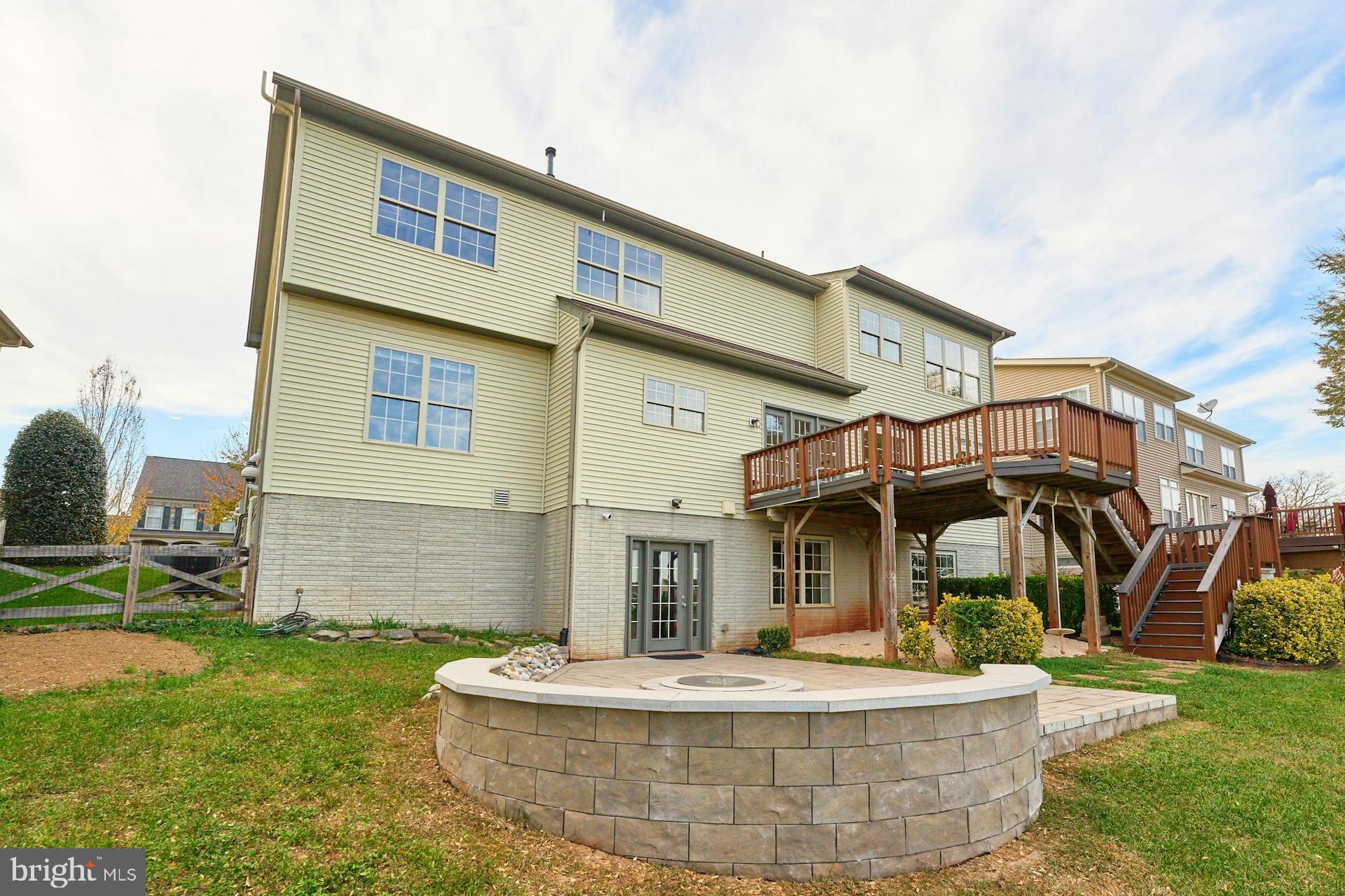 8823 Barn Owl Ct
