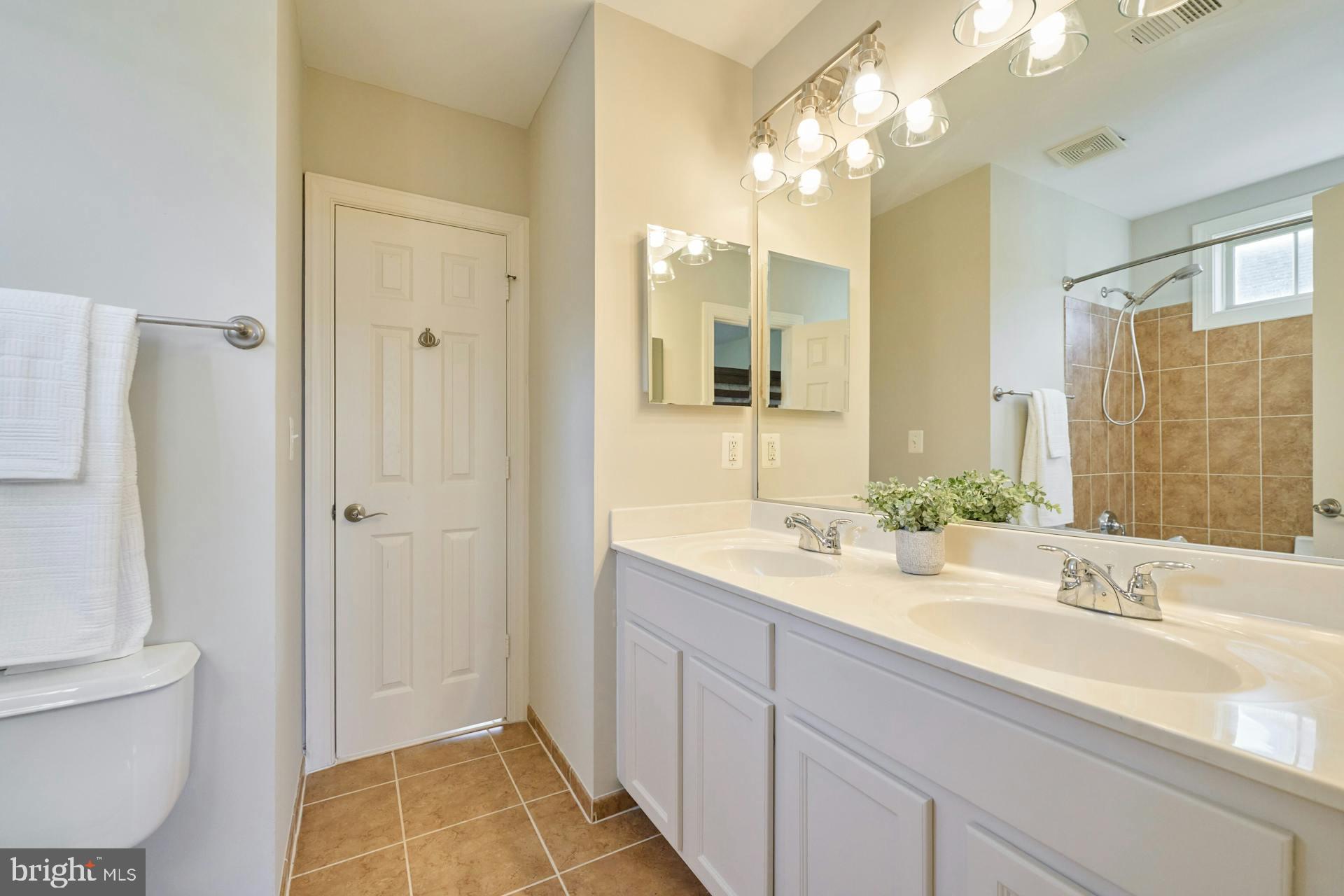 8823 Barn Owl Ct