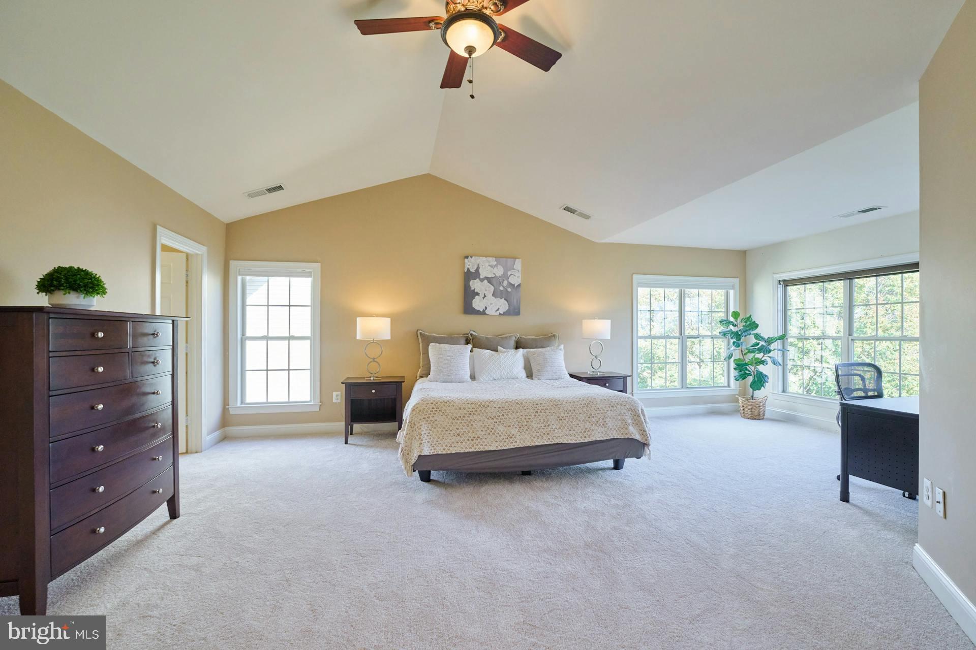 8823 Barn Owl Ct