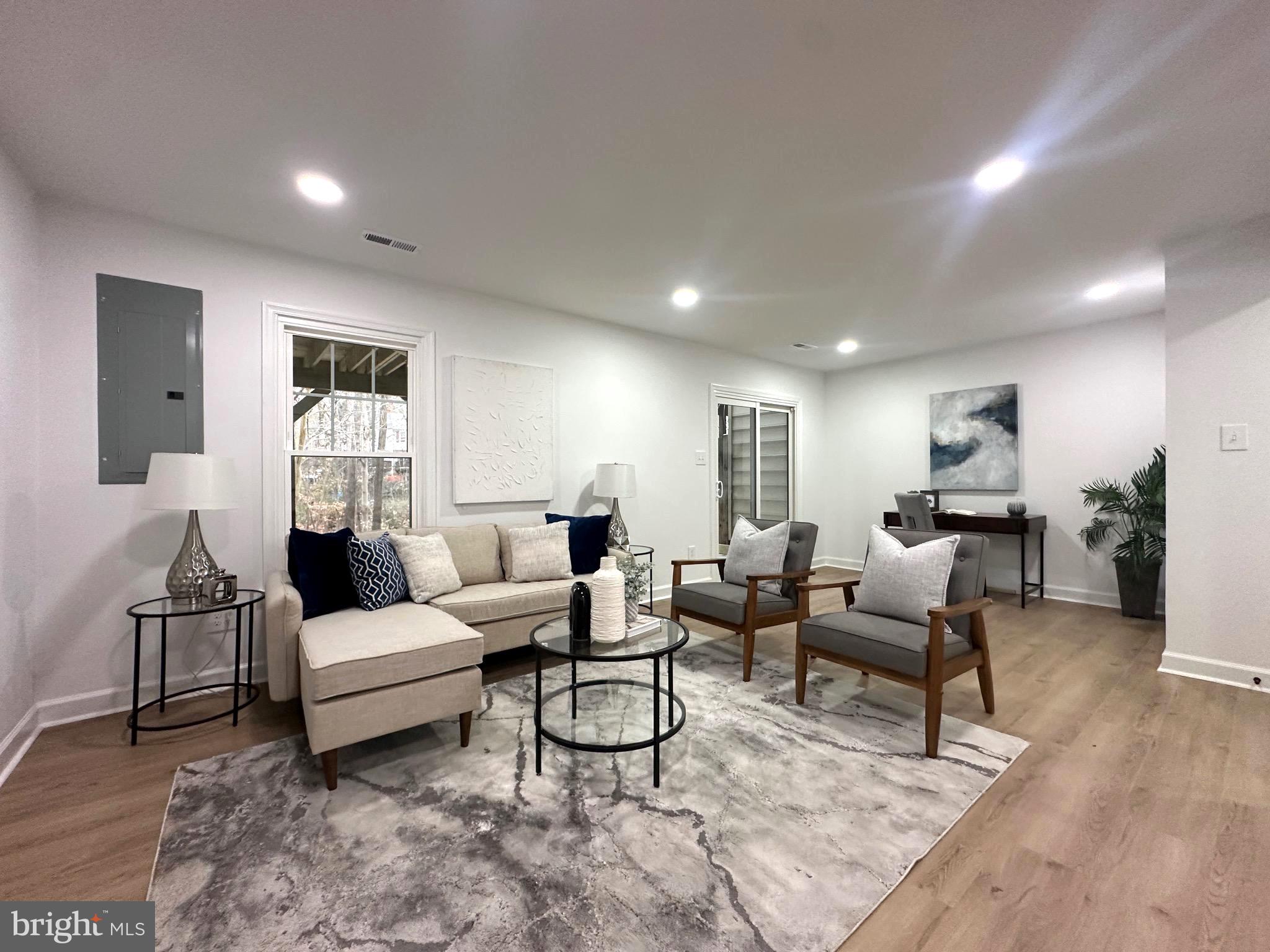 12105 Derriford Ct