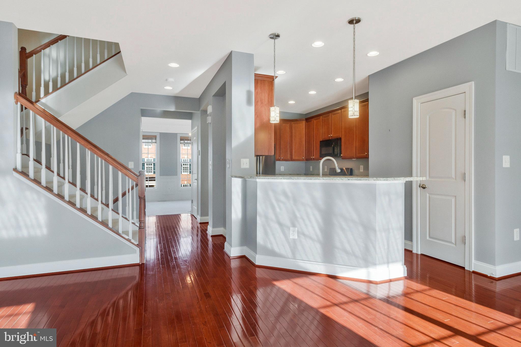 15931 GREYMILL MANOR DR