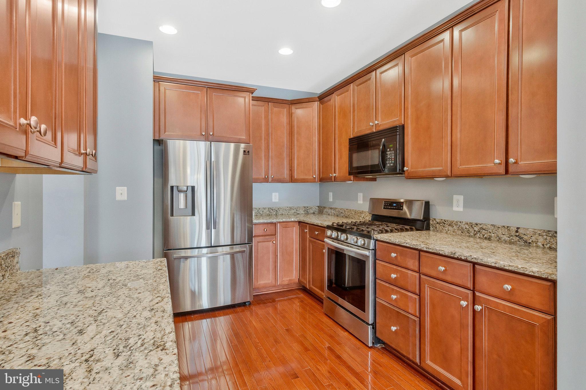 15931 GREYMILL MANOR DR