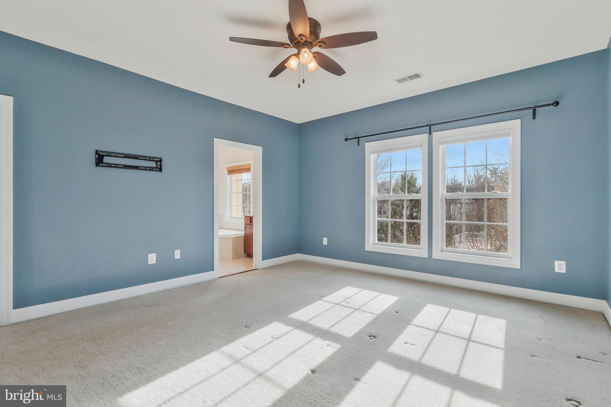 15931 GREYMILL MANOR DR