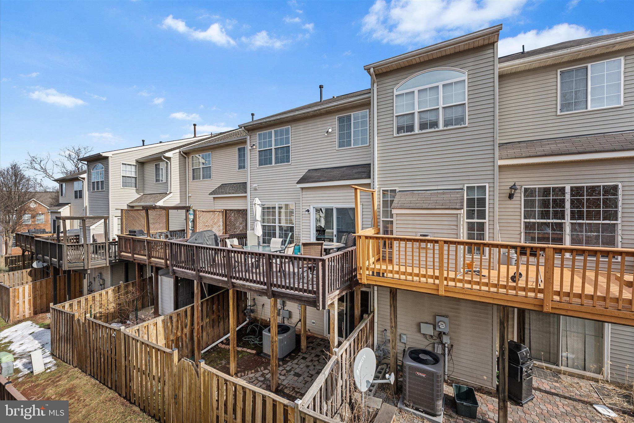 6703 Emmanuel Ct