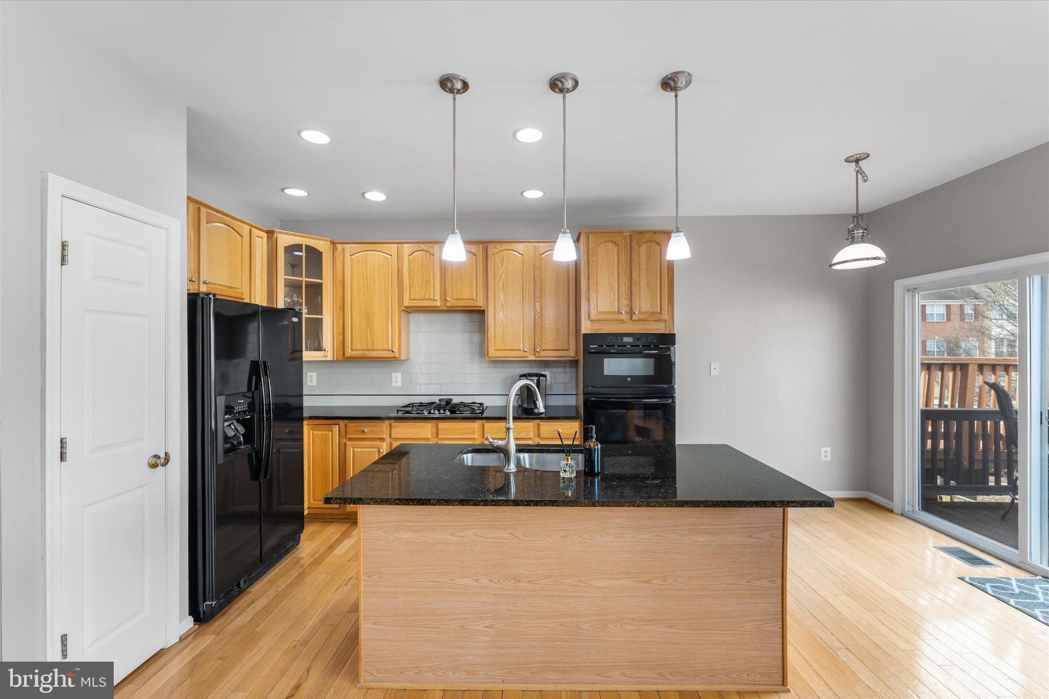6703 Emmanuel Ct