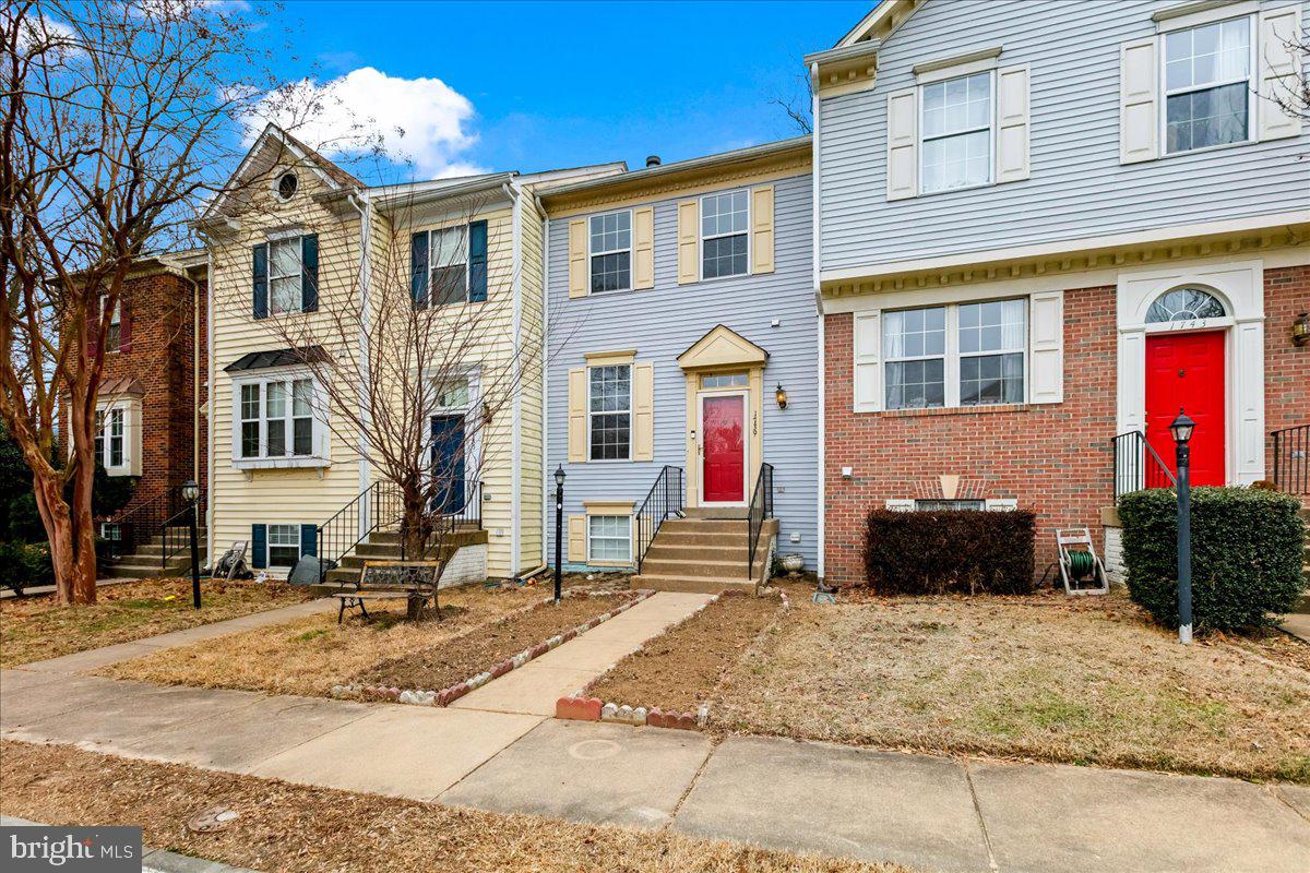 1739 Wigglesworth Way