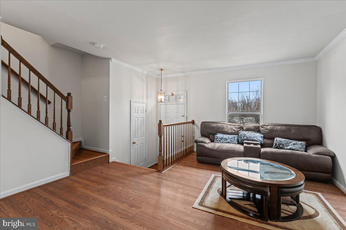 1739 Wigglesworth Way