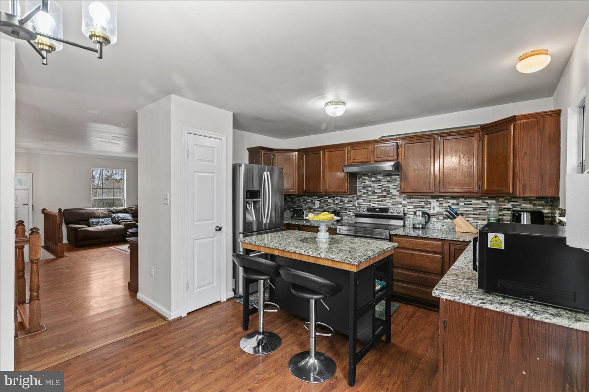 1739 Wigglesworth Way