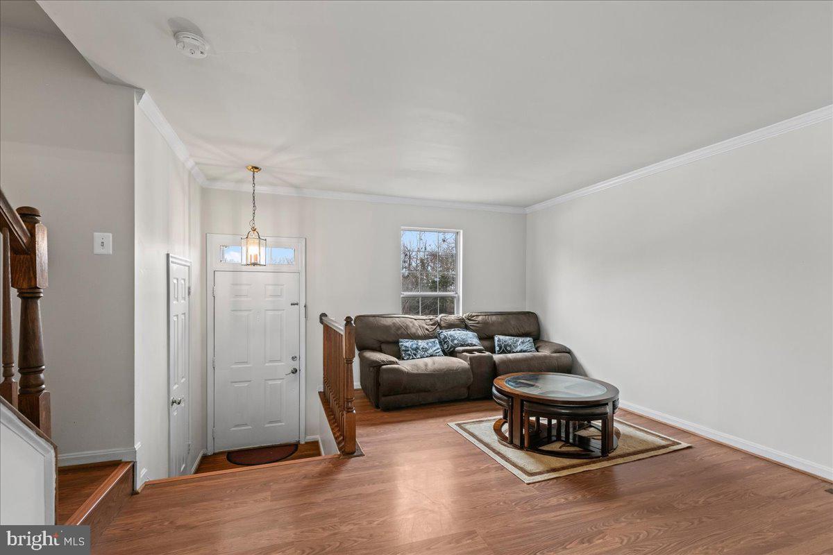 1739 Wigglesworth Way