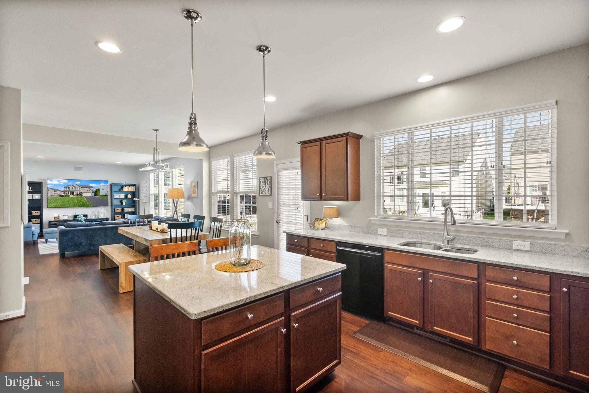 13870 Estate Manor Dr