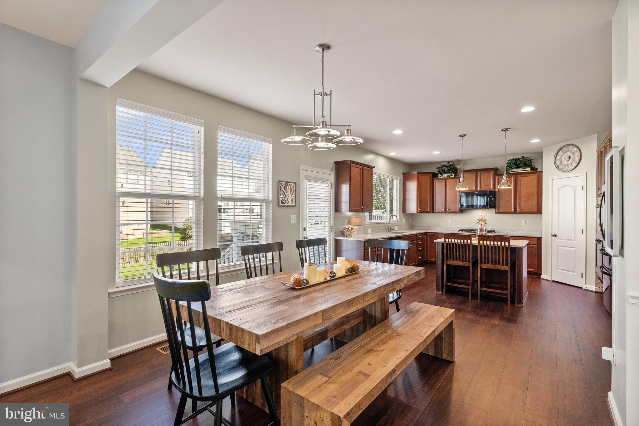 13870 Estate Manor Dr