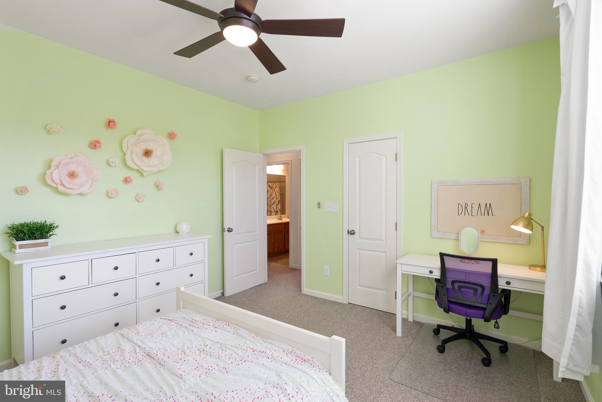 13870 Estate Manor Dr