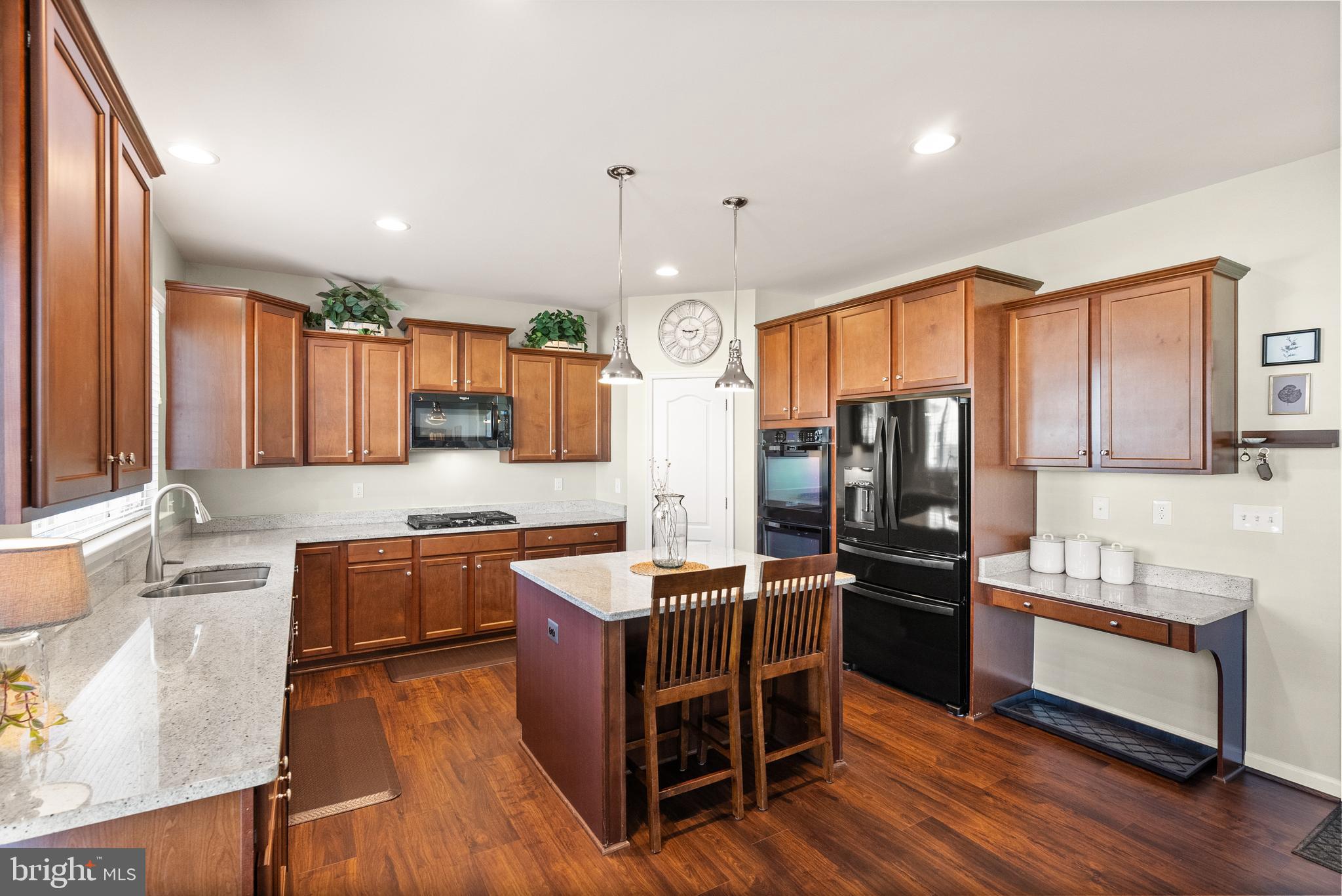 13870 Estate Manor Dr