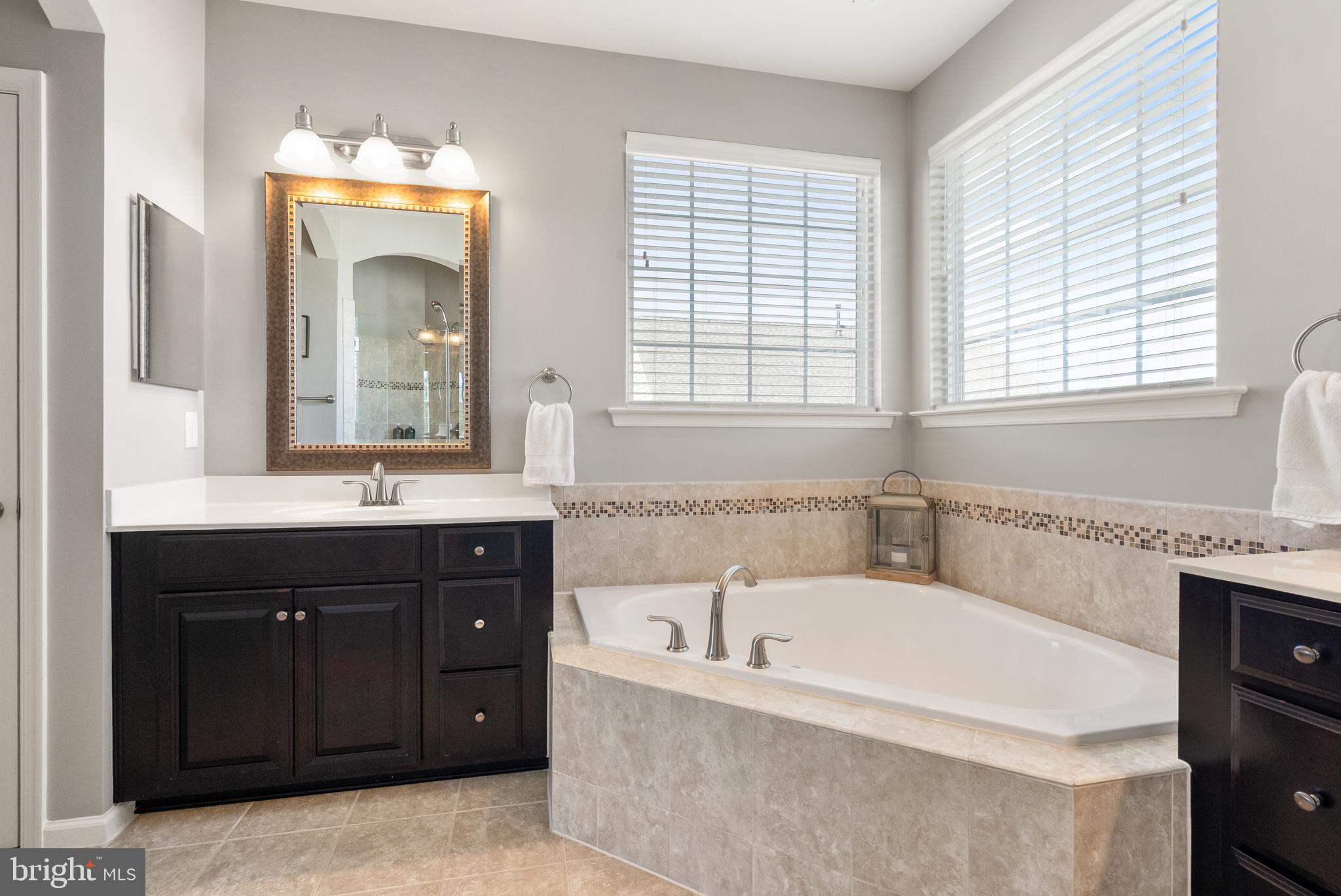 13870 Estate Manor Dr