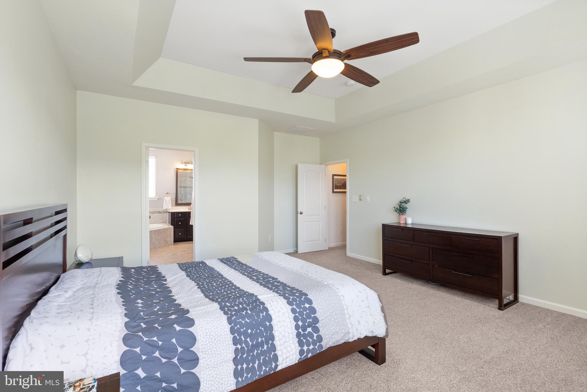 13870 Estate Manor Dr