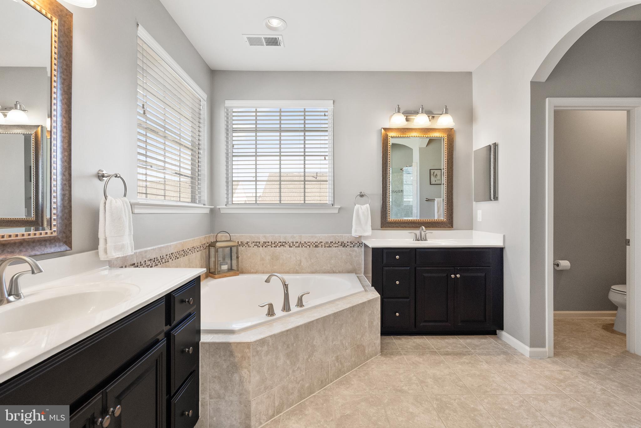 13870 Estate Manor Dr