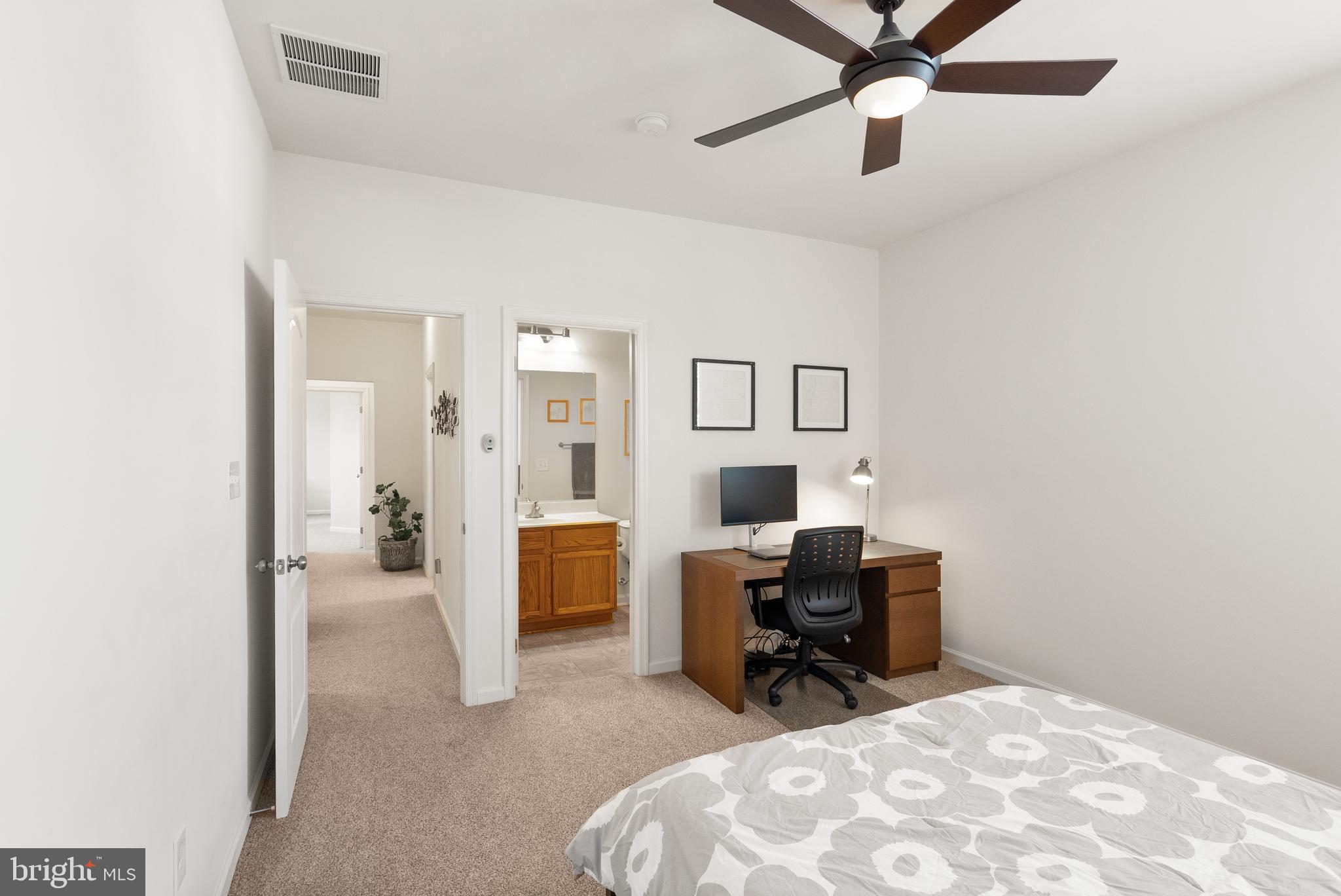 13870 Estate Manor Dr