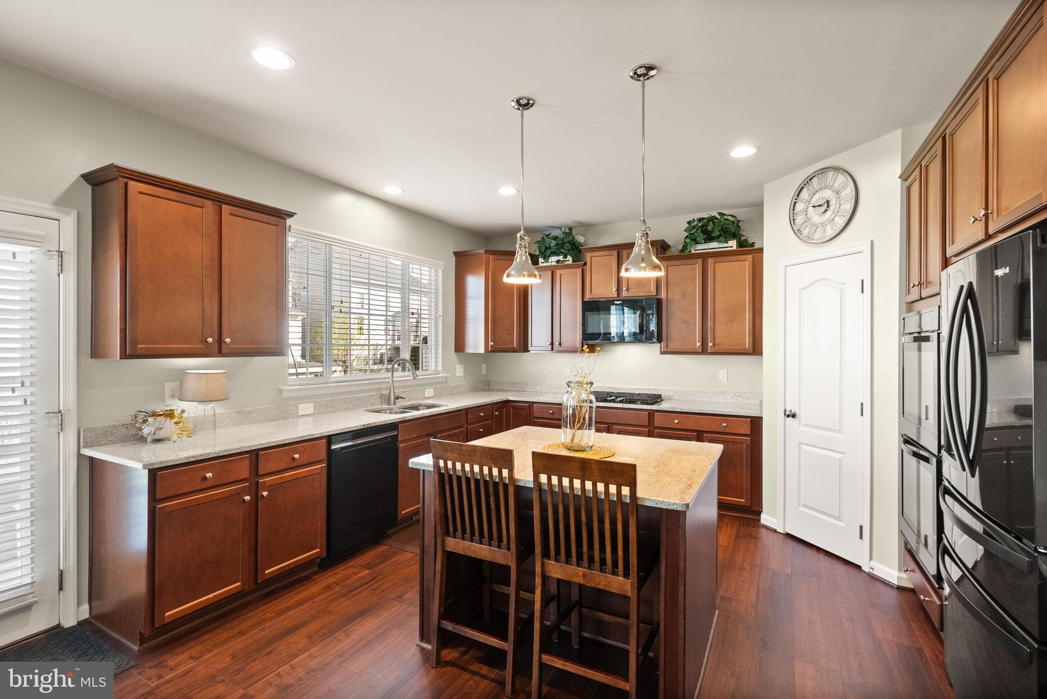 13870 Estate Manor Dr