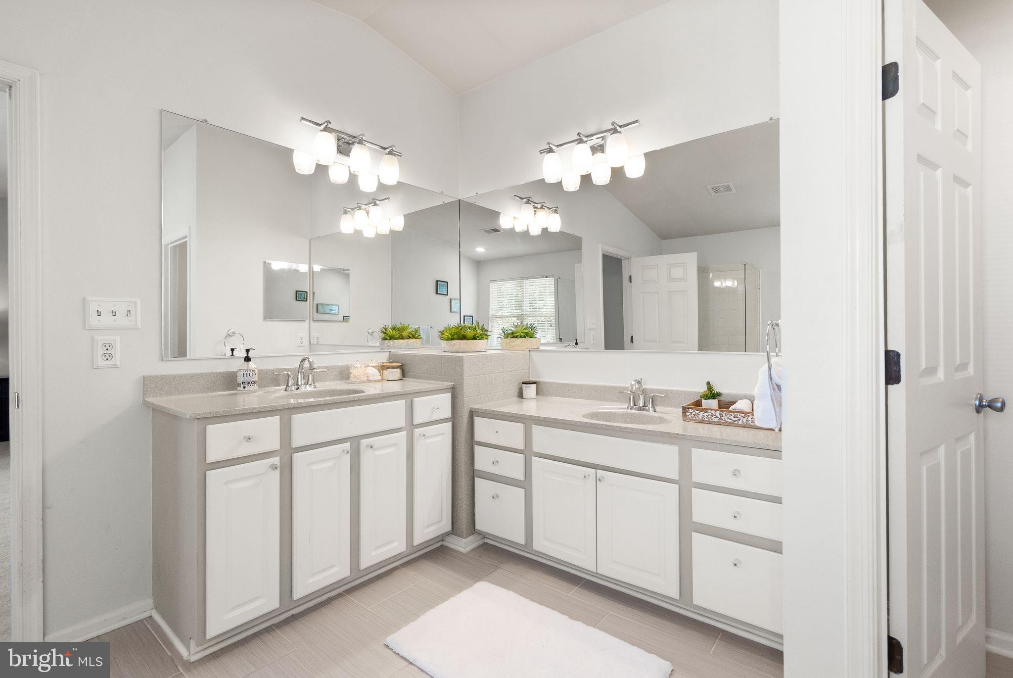 8402 Sparkling Water Ct